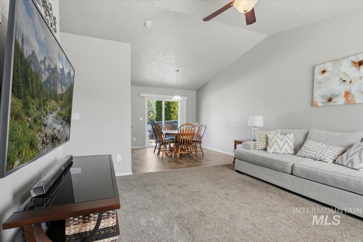 344 W Farmall, Kuna, Idaho 83634, 3 Bedrooms, 2 Bathrooms, Residential For Sale, Price $345,000,MLS 98985153