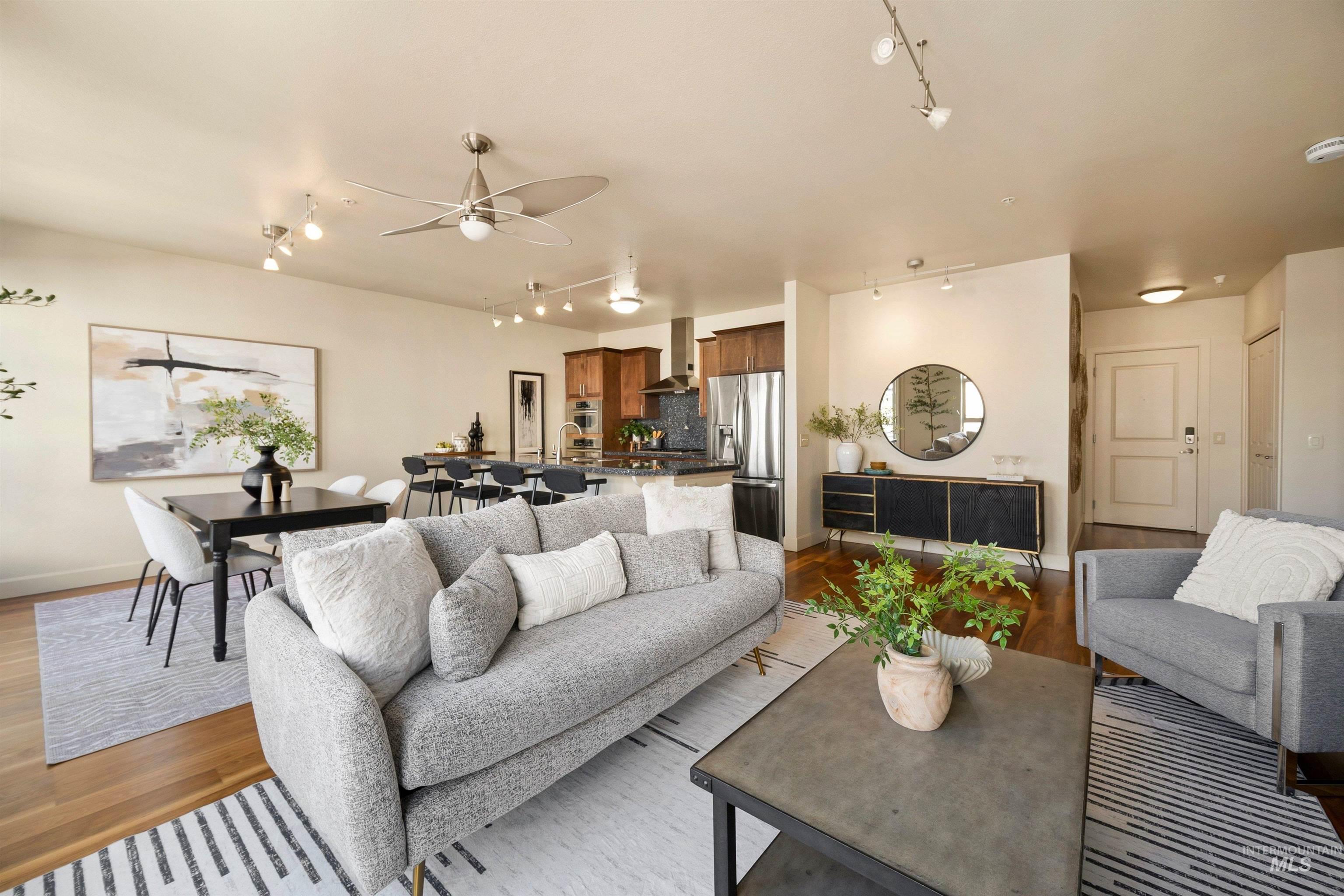 412 S 13th Street, Boise, Idaho 83702, 2 Bedrooms, 2 Bathrooms, Residential For Sale, Price $675,000,MLS 98985157