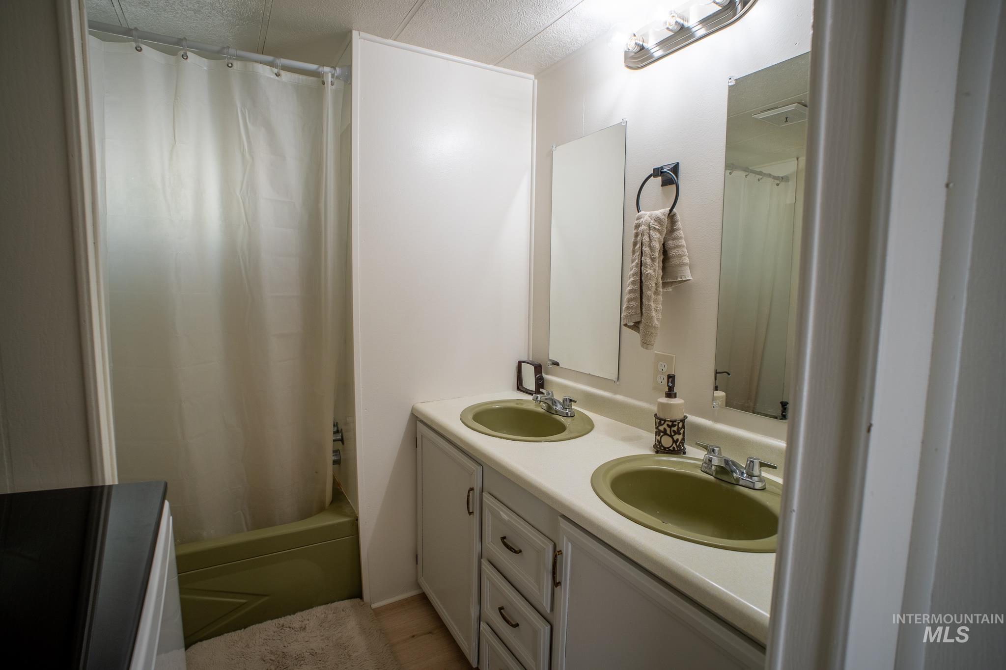 3037 N Kimball St, Boise, Idaho 83704, 2 Bedrooms, 1 Bathroom, Residential For Sale, Price $70,000,MLS 98985158