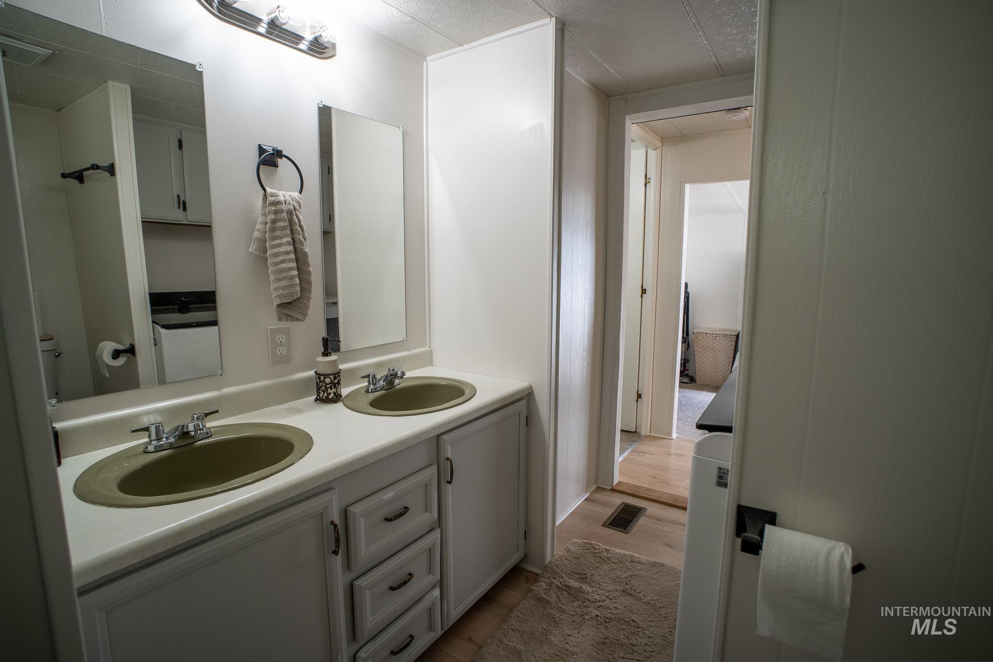 3037 N Kimball St, Boise, Idaho 83704, 2 Bedrooms, 1 Bathroom, Residential For Sale, Price $70,000,MLS 98985158