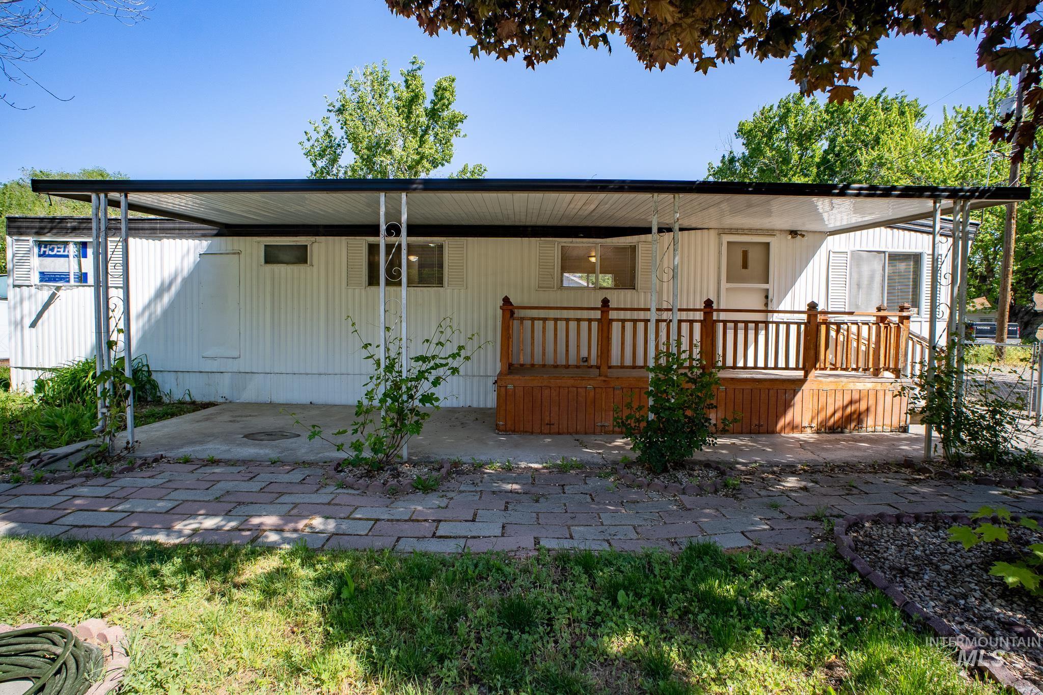 3037 N Kimball St, Boise, Idaho 83704, 2 Bedrooms, 1 Bathroom, Residential For Sale, Price $70,000,MLS 98985158