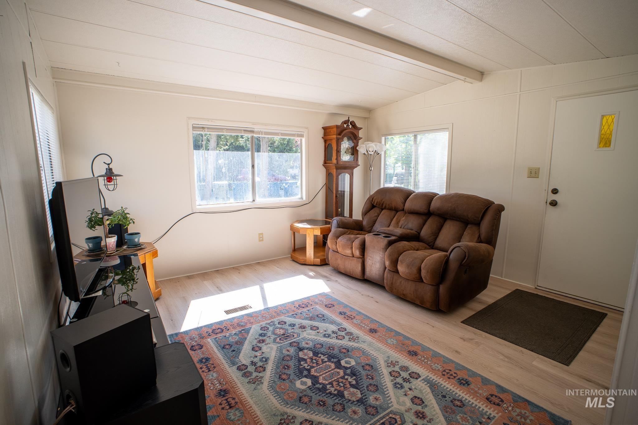 3037 N Kimball St, Boise, Idaho 83704, 2 Bedrooms, 1 Bathroom, Residential For Sale, Price $70,000,MLS 98985158