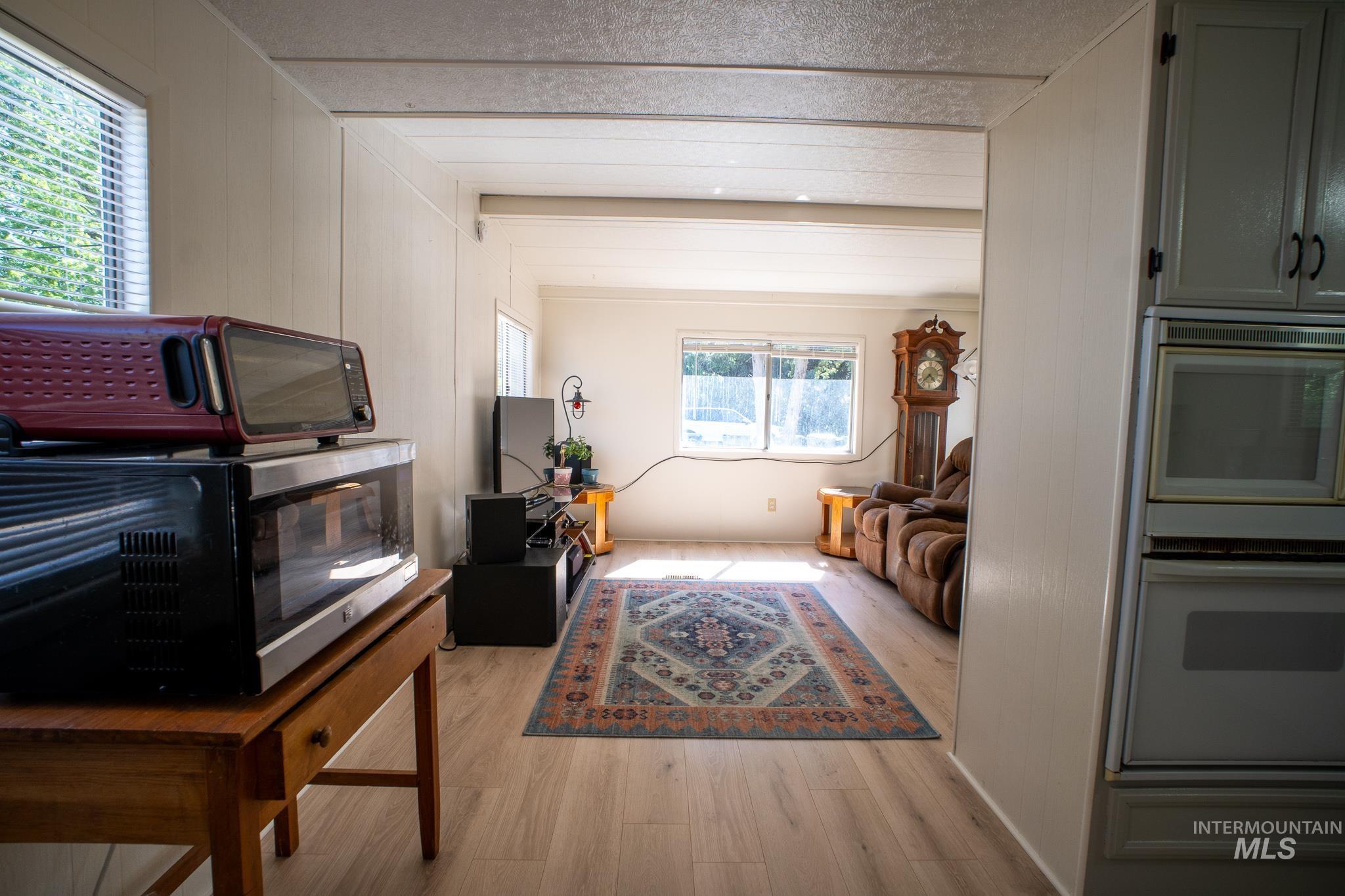 3037 N Kimball St, Boise, Idaho 83704, 2 Bedrooms, 1 Bathroom, Residential For Sale, Price $70,000,MLS 98985158