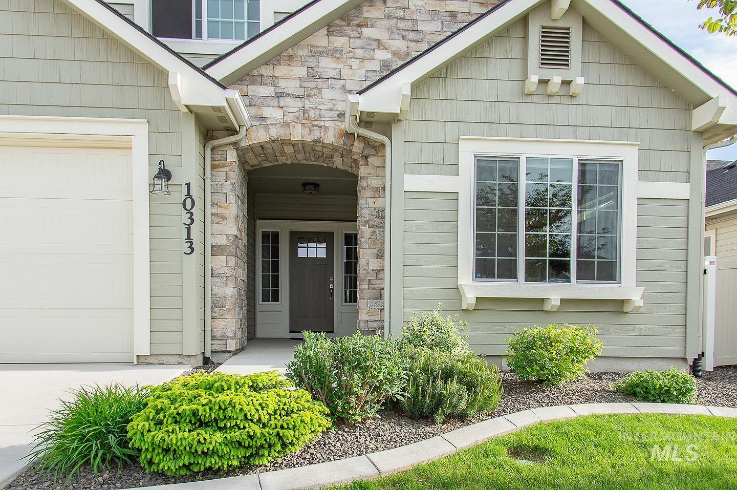 10313 Baker Lake St, Nampa, Idaho 83687, 3 Bedrooms, 2 Bathrooms, Residential For Sale, Price $479,900, 98985165
