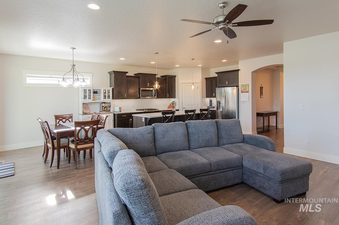 10313 Baker Lake St, Nampa, Idaho 83687, 3 Bedrooms, 2 Bathrooms, Residential For Sale, Price $479,900, 98985165