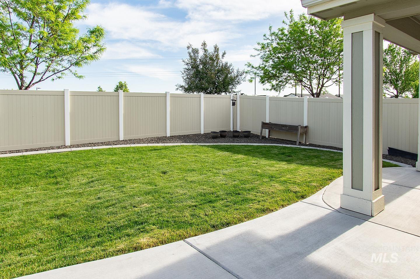 10313 Baker Lake St, Nampa, Idaho 83687, 3 Bedrooms, 2 Bathrooms, Residential For Sale, Price $479,900, 98985165