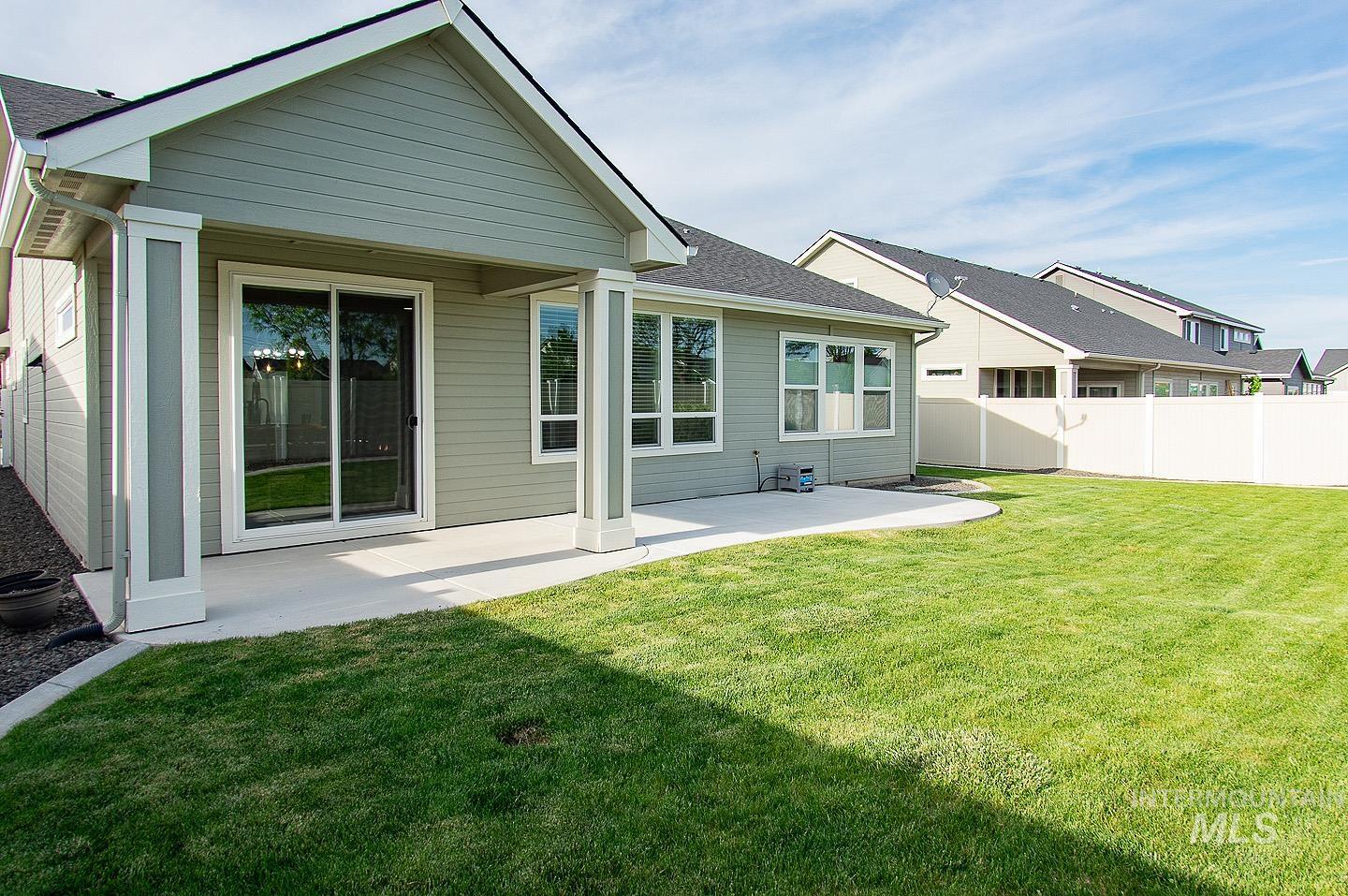 10313 Baker Lake St, Nampa, Idaho 83687, 3 Bedrooms, 2 Bathrooms, Residential For Sale, Price $479,900, 98985165
