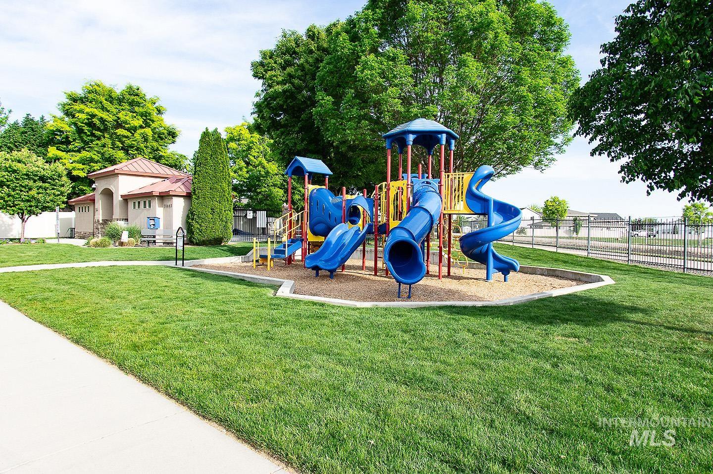 10313 Baker Lake St, Nampa, Idaho 83687, 3 Bedrooms, 2 Bathrooms, Residential For Sale, Price $479,900, 98985165