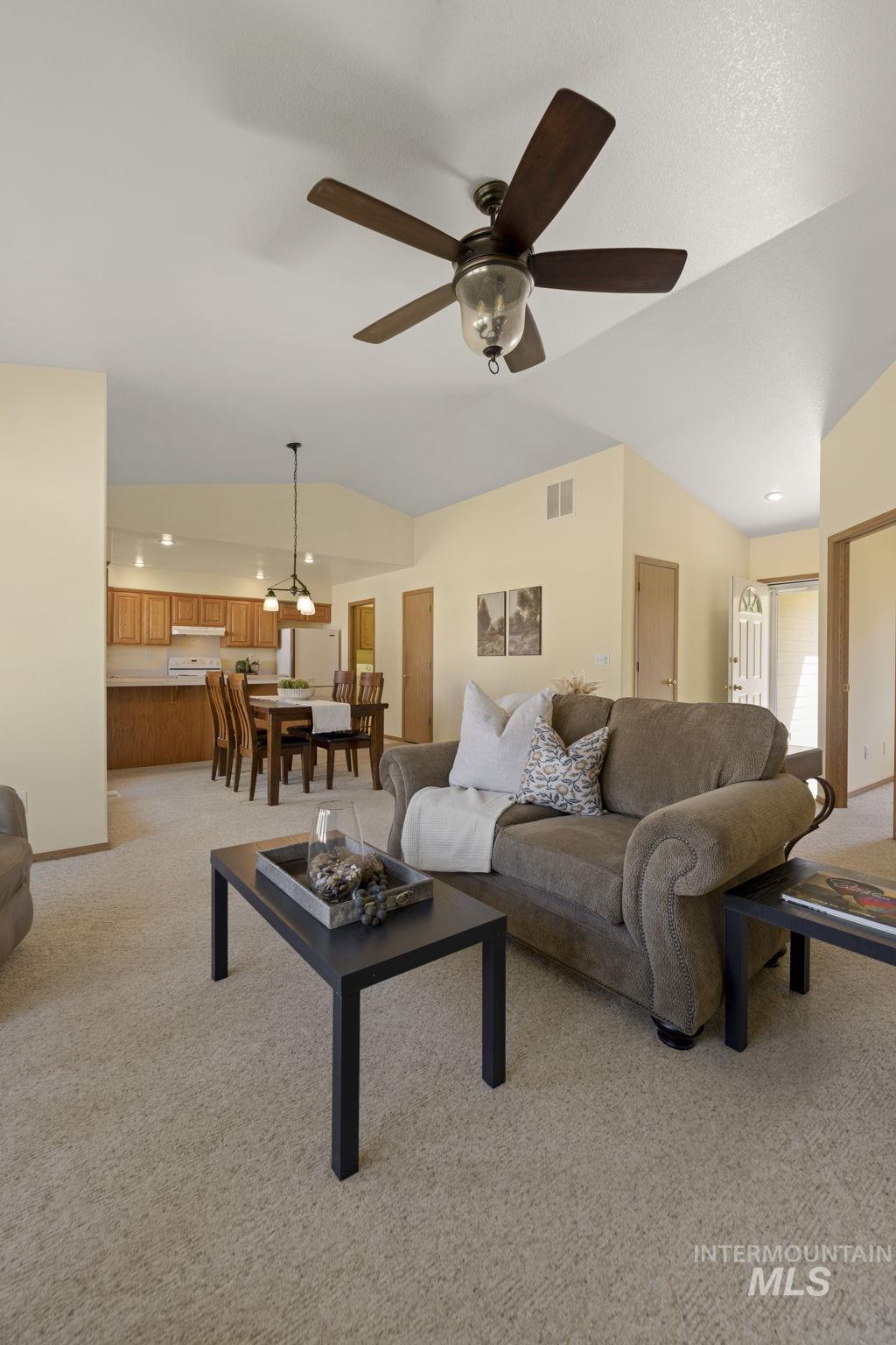 3114 Sunridge Dr, Caldwell, Idaho 83605, 3 Bedrooms, 2 Bathrooms, Residential For Sale, Price $340,000,MLS 98985168