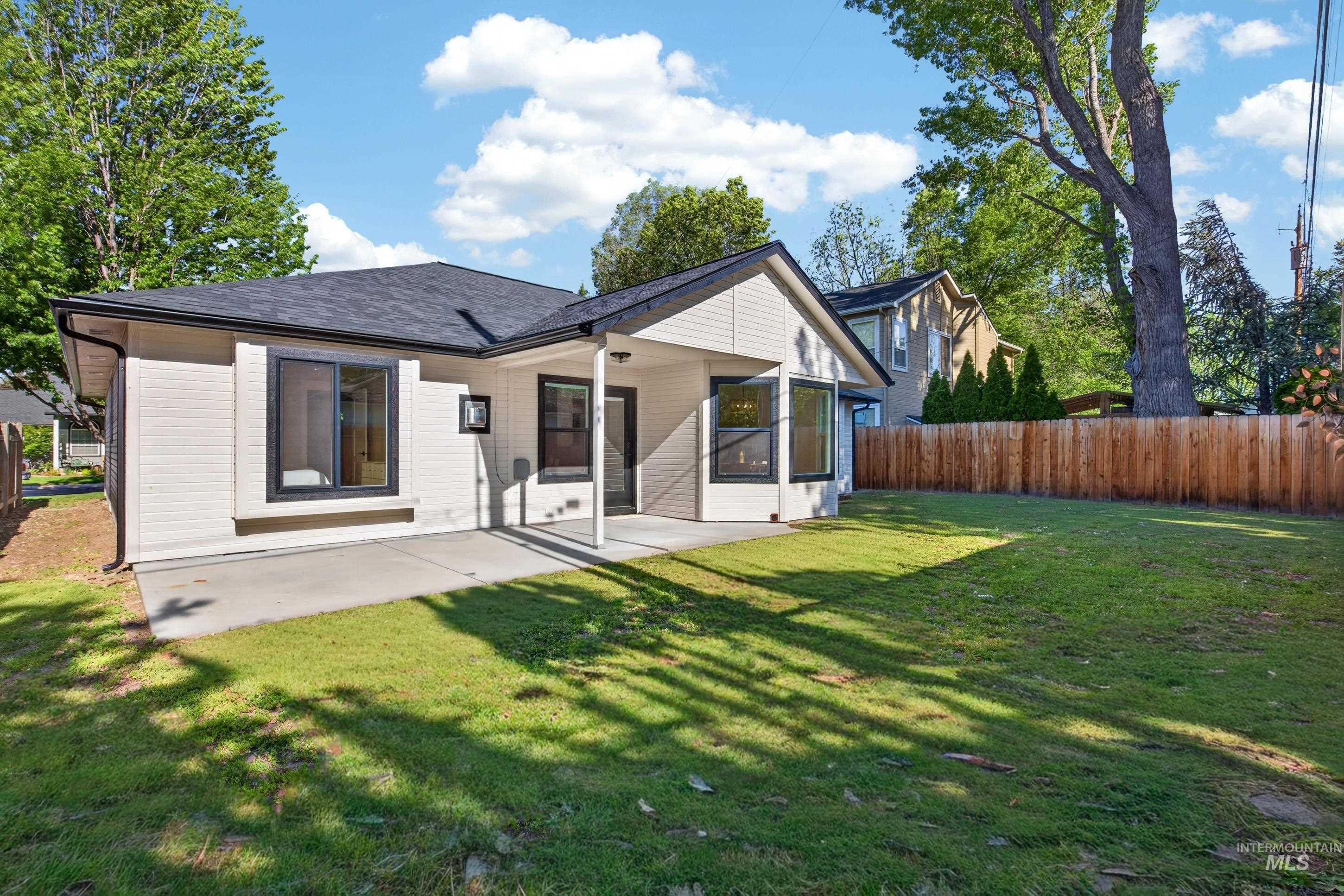 2732 W Good Ct., Boise, Idaho 83702, 3 Bedrooms, 2 Bathrooms, Residential For Sale, Price $665,000,MLS 98985169