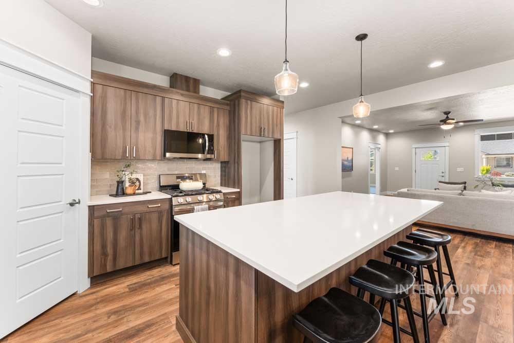 4423 E Wedge St, Nampa, Idaho 83687, 5 Bedrooms, 3 Bathrooms, Residential For Sale, Price $610,000,MLS 98985171