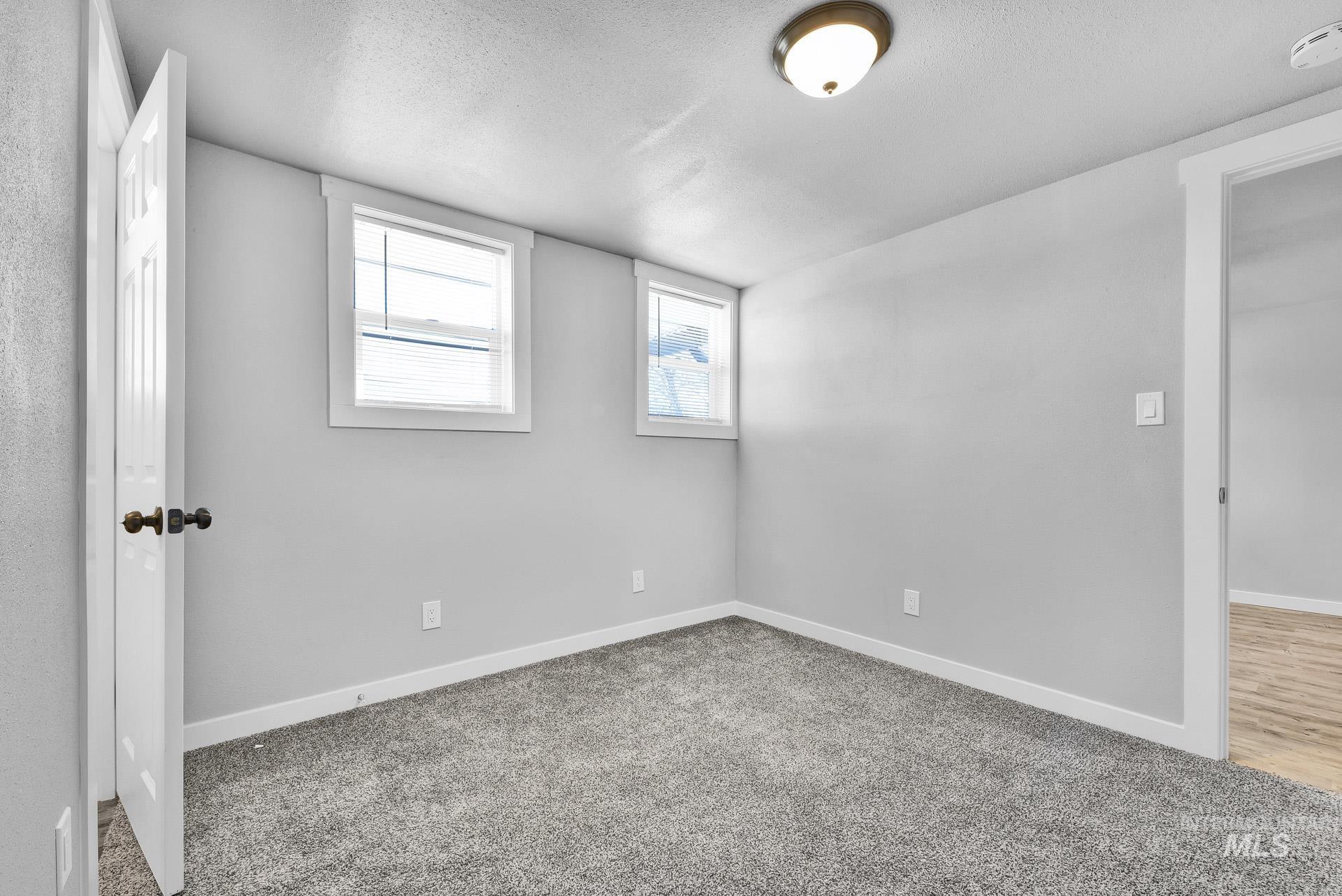 1085 E 4th S, Mountain Home, Idaho 83647, 1 Bedroom, 1 Bathroom, Residential Income For Sale, Price $700,000,MLS 98985173