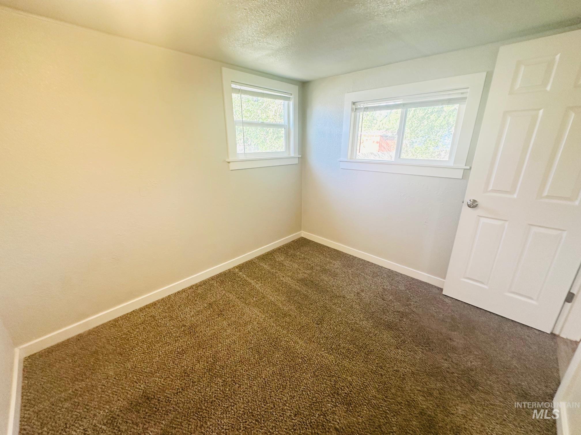 1085 E 4th S, Mountain Home, Idaho 83647, 1 Bedroom, 1 Bathroom, Residential Income For Sale, Price $700,000,MLS 98985173
