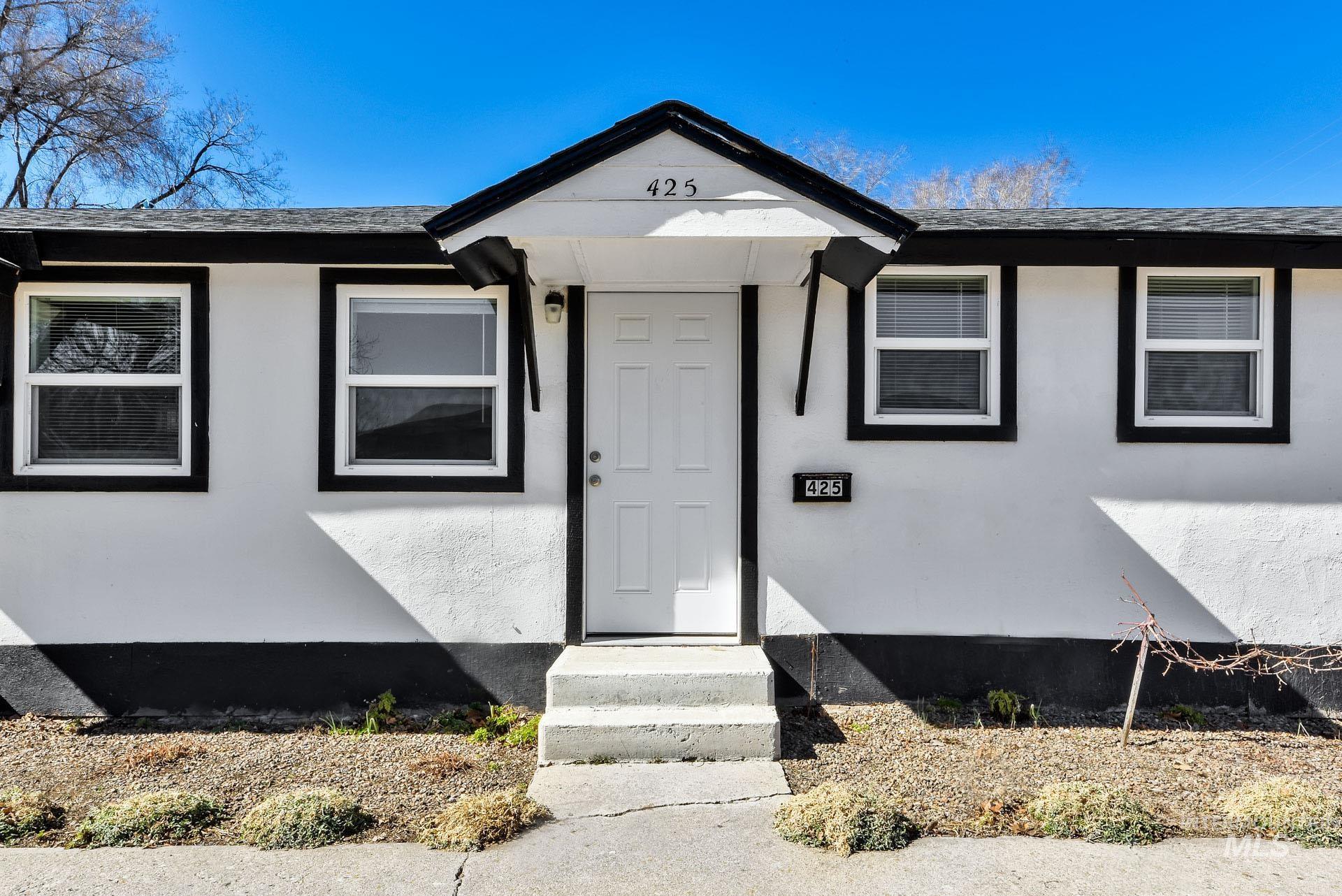 1085 E 4th S, Mountain Home, Idaho 83647, 1 Bedroom, 1 Bathroom, Residential Income For Sale, Price $700,000,MLS 98985173