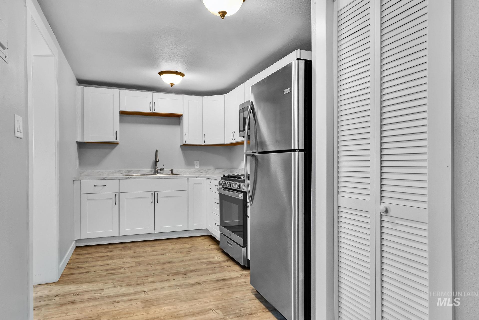1085 E 4th S, Mountain Home, Idaho 83647, 1 Bedroom, 1 Bathroom, Residential Income For Sale, Price $700,000,MLS 98985173