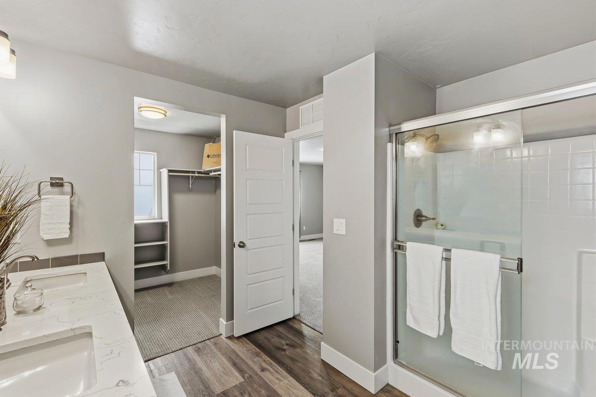 353 S Calf Creek, Meridian, Idaho 83642, 3 Bedrooms, 2.5 Bathrooms, Residential For Sale, Price $439,900, 98985174