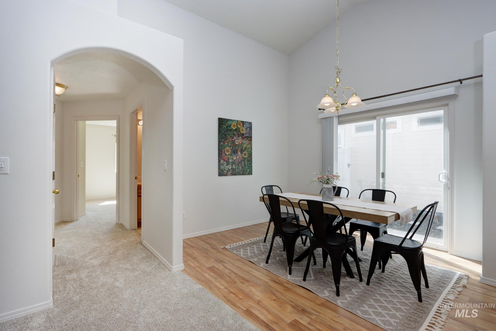 2640 N Englewood Way, Meridian, Idaho 83646, 2 Bedrooms, 2 Bathrooms, Residential For Sale, Price $384,000, 98985175