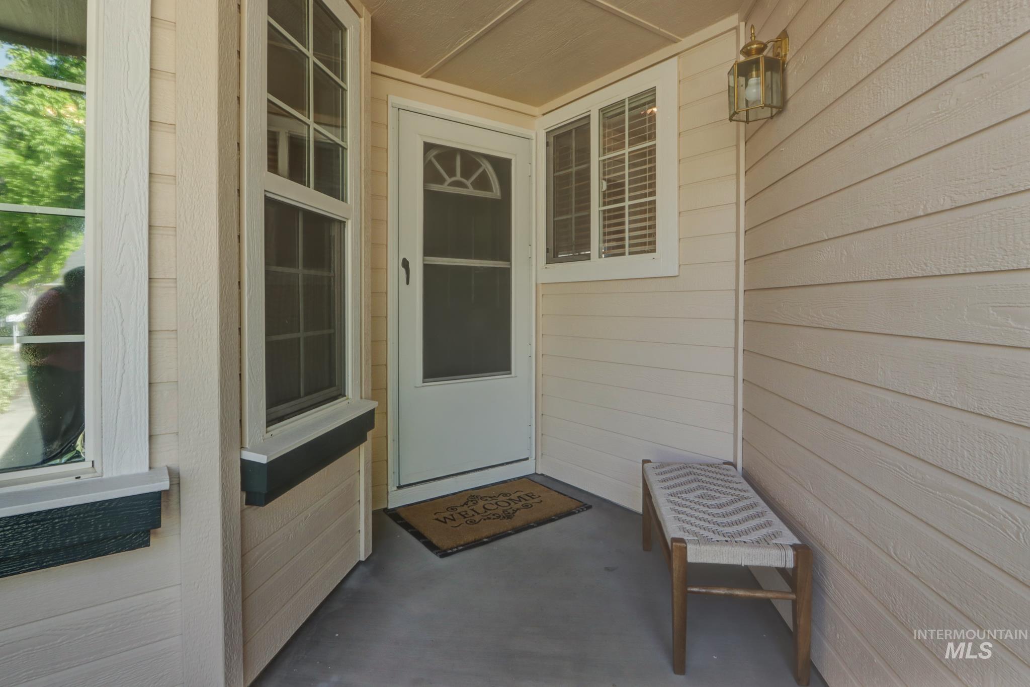 2640 N Englewood Way, Meridian, Idaho 83646, 2 Bedrooms, 2 Bathrooms, Residential For Sale, Price $384,000, 98985175