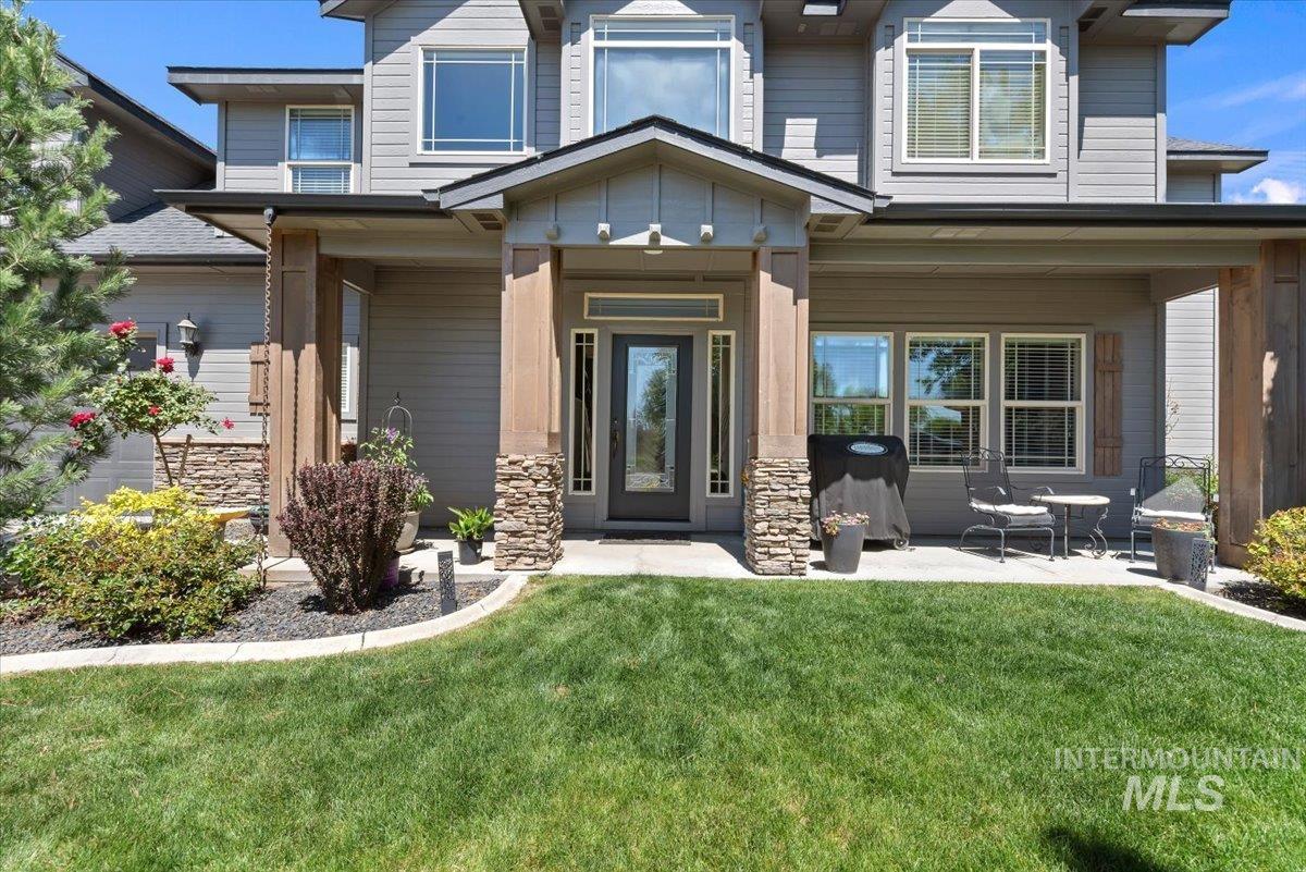 676 Kennedy Ct, Middleton, Idaho 83644-6027, 5 Bedrooms, 2.5 Bathrooms, Residential For Sale, Price $599,900, 98985185