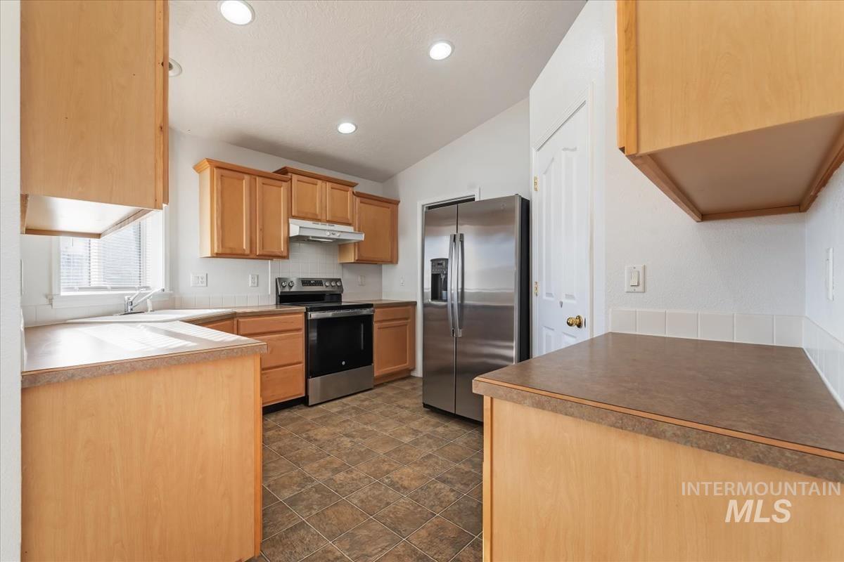 1435 Kyle Street, Mountain Home, Idaho 83647, 3 Bedrooms, 2 Bathrooms, Residential For Sale, Price $319,900,MLS 98985187