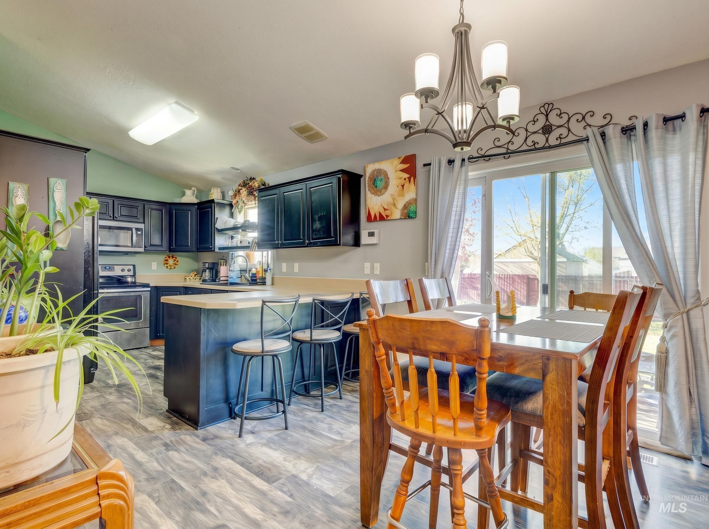3885 Deer Meadow, Idaho Falls, Idaho 83401, 5 Bedrooms, 3 Bathrooms, Residential For Sale, Price $425,000, 98985190