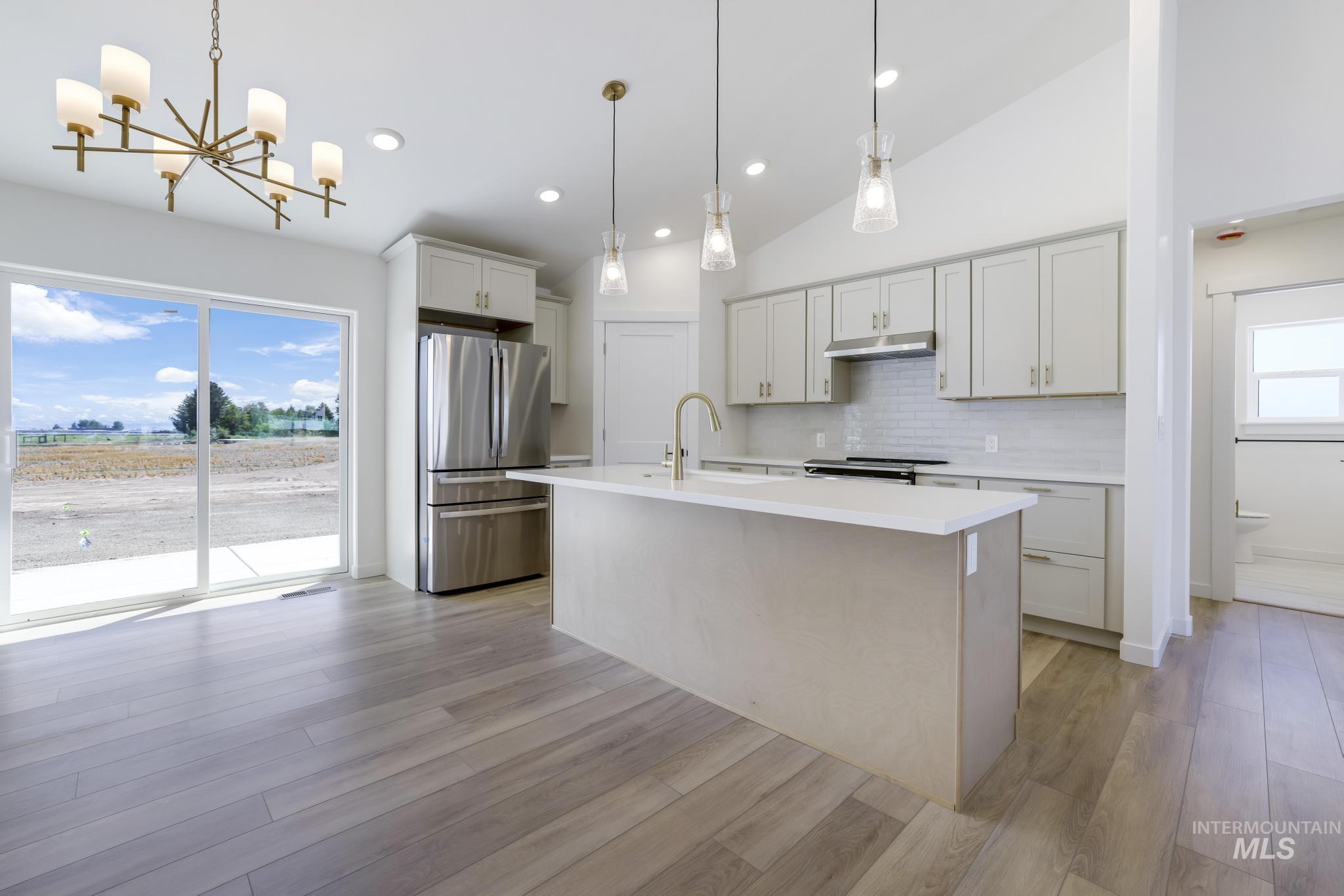 1401 Leslie Drive, Jerome, Idaho 83338, 3 Bedrooms, 2 Bathrooms, Residential For Sale, Price $399,900, 98985191