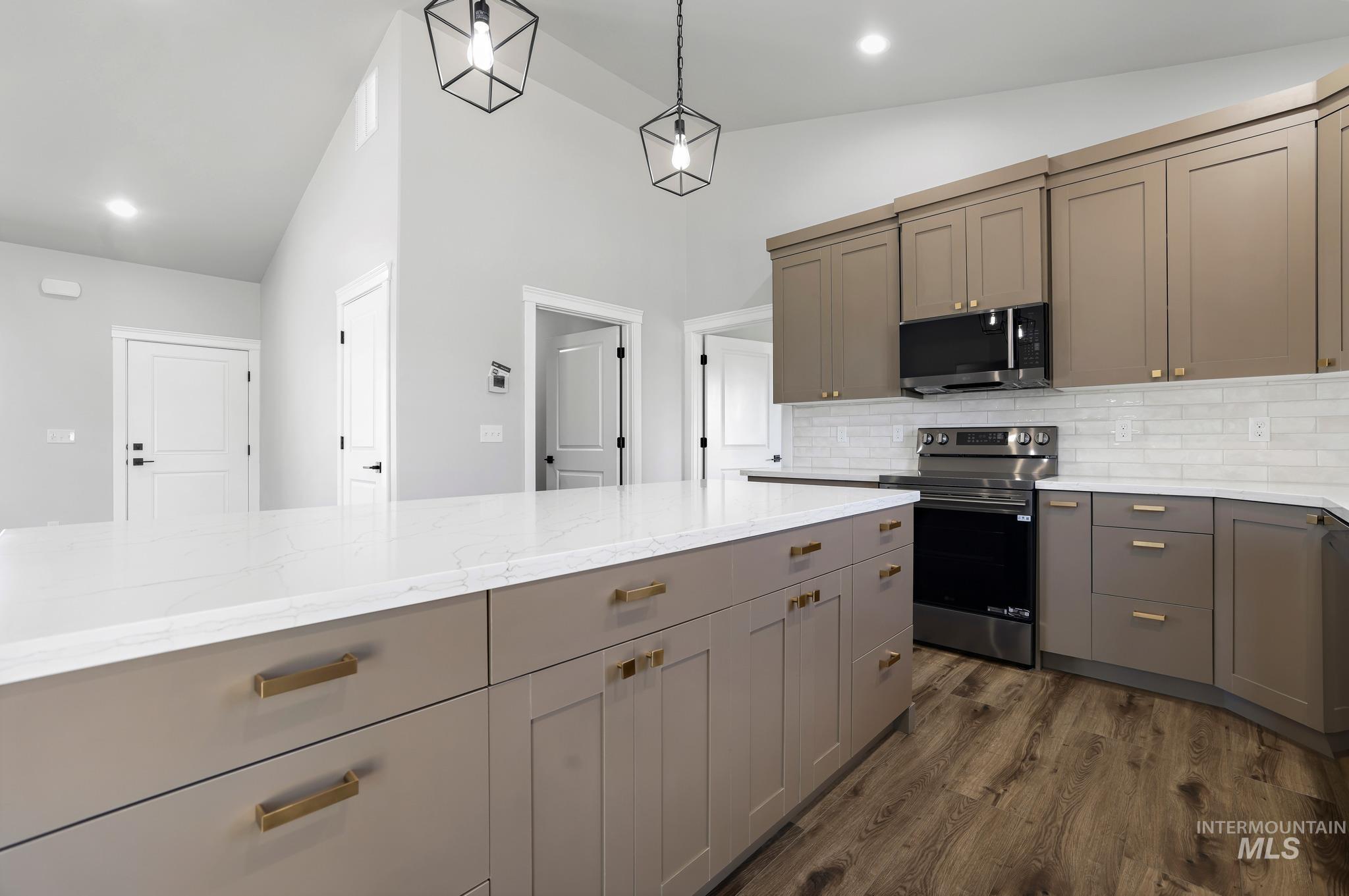 1401 Leslie Drive, Jerome, Idaho 83338, 3 Bedrooms, 2 Bathrooms, Residential For Sale, Price $399,900,MLS 98985191