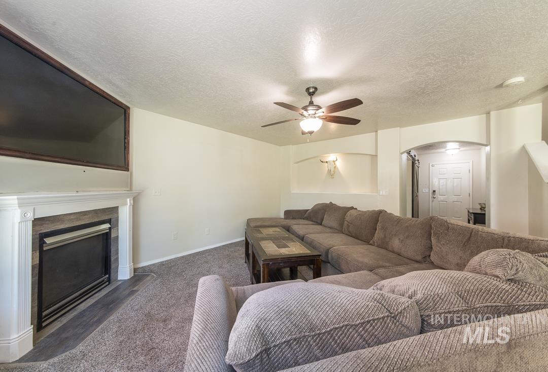 19802 Wilderness Dr, Caldwell, Idaho 83605, 5 Bedrooms, 2.5 Bathrooms, Residential For Sale, Price $430,000, 98985193