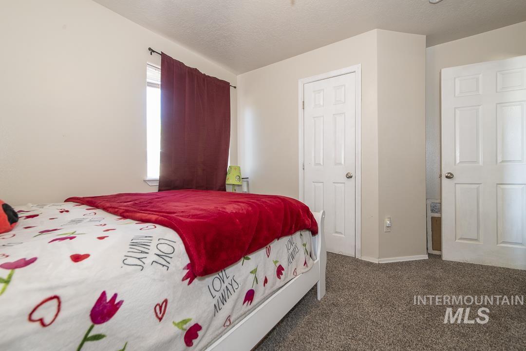 19802 Wilderness Dr, Caldwell, Idaho 83605, 5 Bedrooms, 2.5 Bathrooms, Residential For Sale, Price $430,000, 98985193