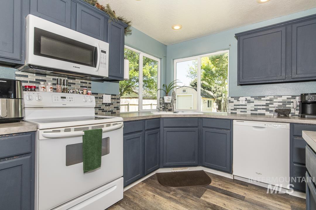 19802 Wilderness Dr, Caldwell, Idaho 83605, 5 Bedrooms, 2.5 Bathrooms, Residential For Sale, Price $430,000, 98985193