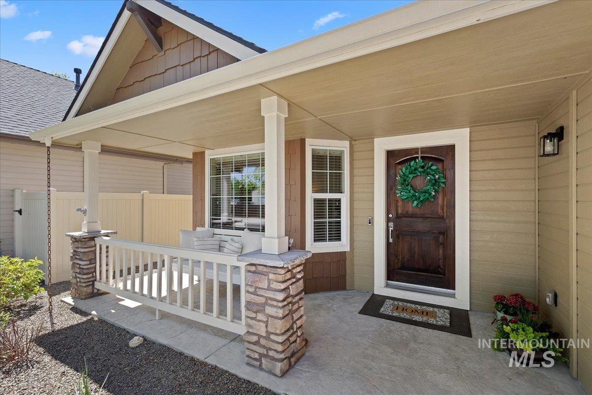 3419 N Arrowwood Way, Meridian, Idaho 83646, 3 Bedrooms, 2.5 Bathrooms, Residential For Sale, Price $459,900, 98985194