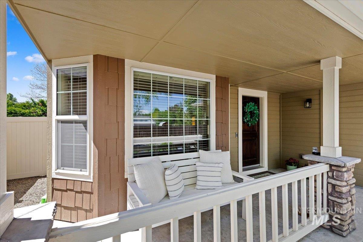 3419 N Arrowwood Way, Meridian, Idaho 83646, 3 Bedrooms, 2.5 Bathrooms, Residential For Sale, Price $459,900, 98985194