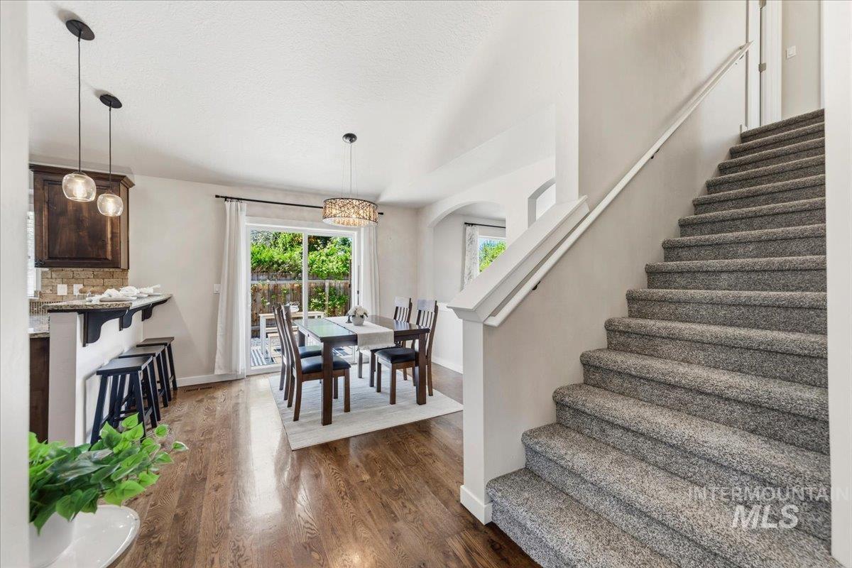 3419 N Arrowwood Way, Meridian, Idaho 83646, 3 Bedrooms, 2.5 Bathrooms, Residential For Sale, Price $459,900, 98985194