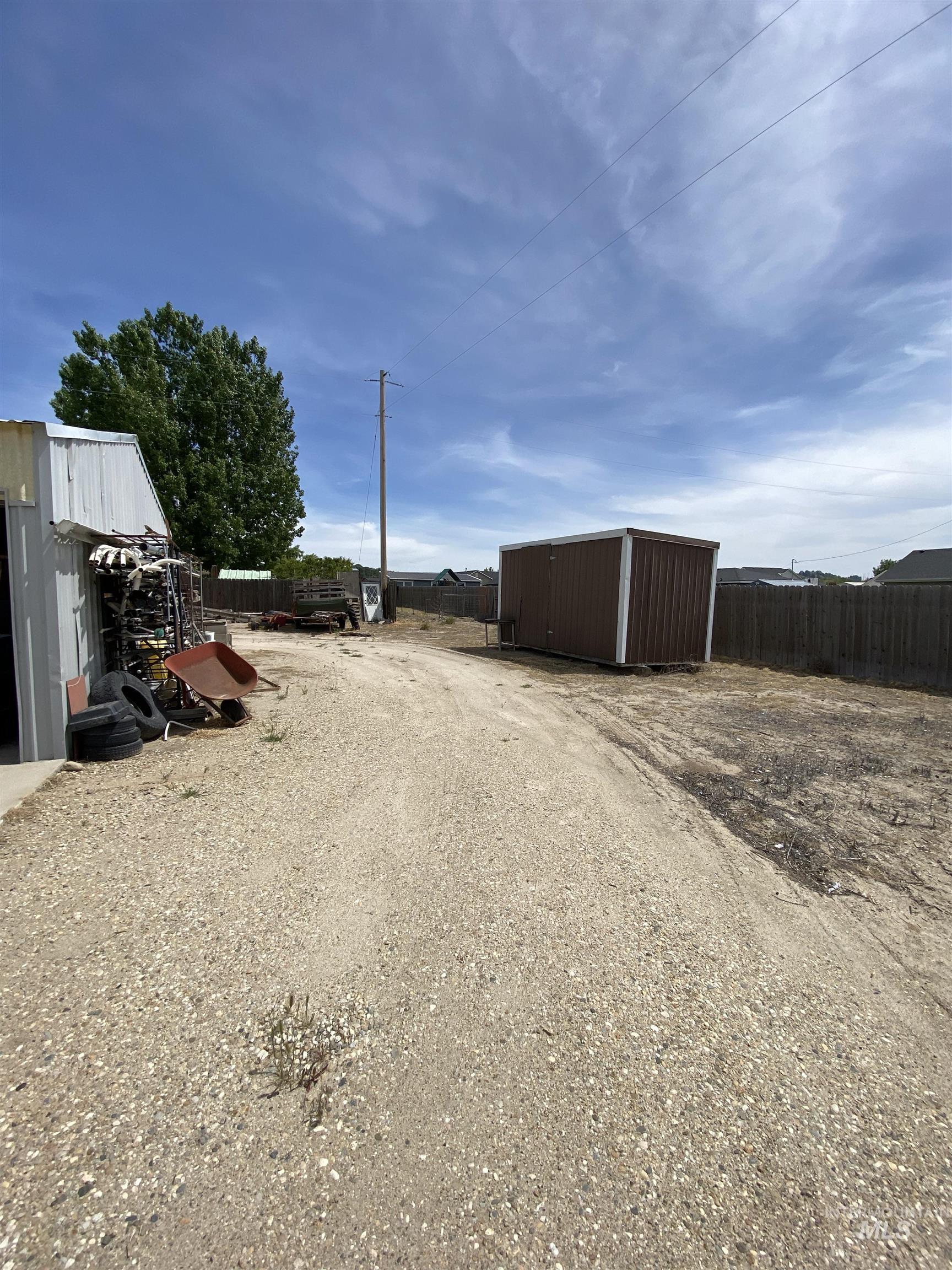 15130 4th St, Caldwell, Idaho 83607, 4 Bedrooms, 2 Bathrooms, Residential For Sale, Price $359,999,MLS 98985202
