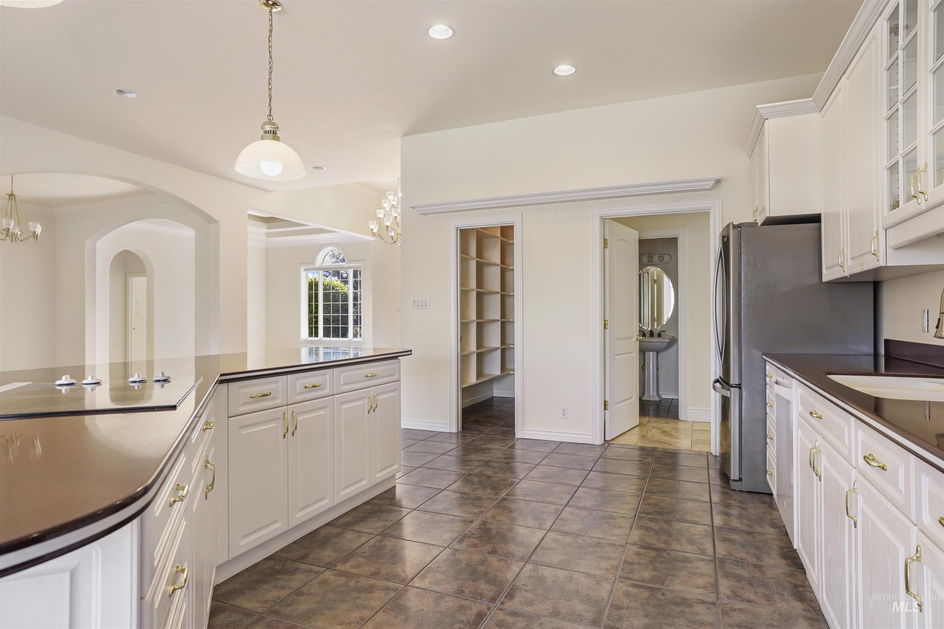 4098 Hidden Lakes Dr, Kimberly, Idaho 83341, 4 Bedrooms, 2.5 Bathrooms, Residential For Sale, Price $725,000,MLS 98985206