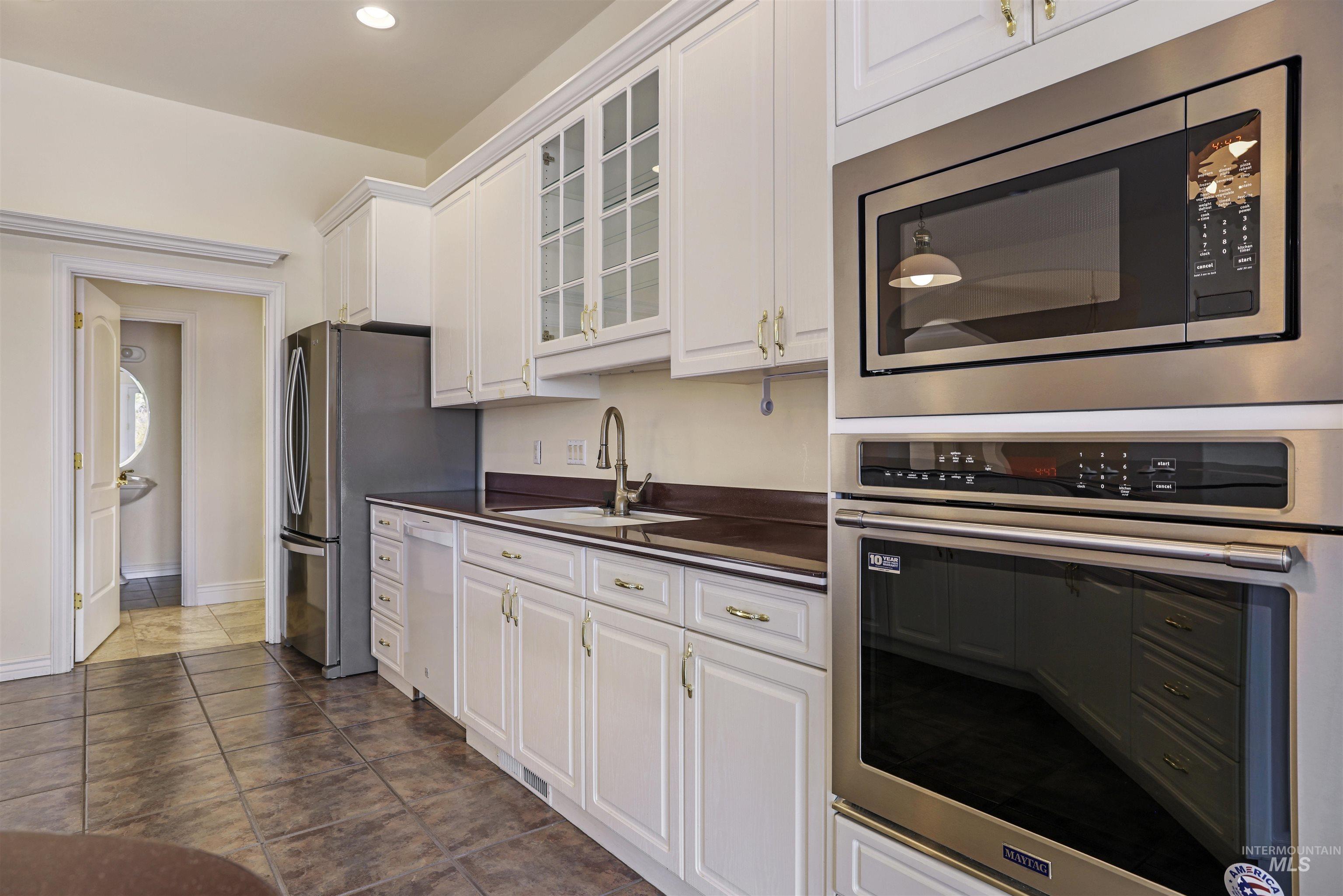 4098 Hidden Lakes Dr, Kimberly, Idaho 83341, 4 Bedrooms, 2.5 Bathrooms, Residential For Sale, Price $725,000,MLS 98985206
