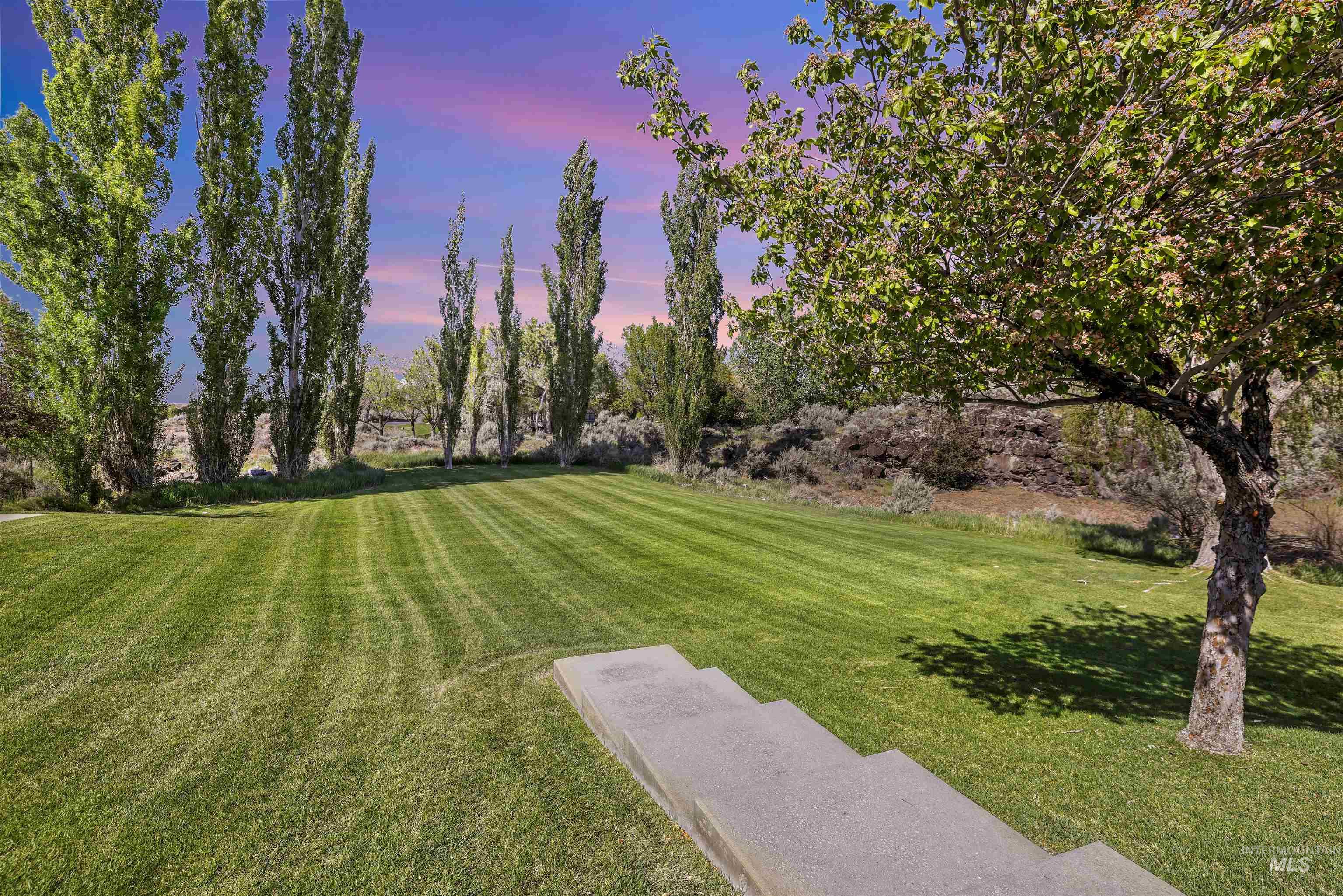 4098 Hidden Lakes Dr, Kimberly, Idaho 83341, 4 Bedrooms, 2.5 Bathrooms, Residential For Sale, Price $725,000,MLS 98985206