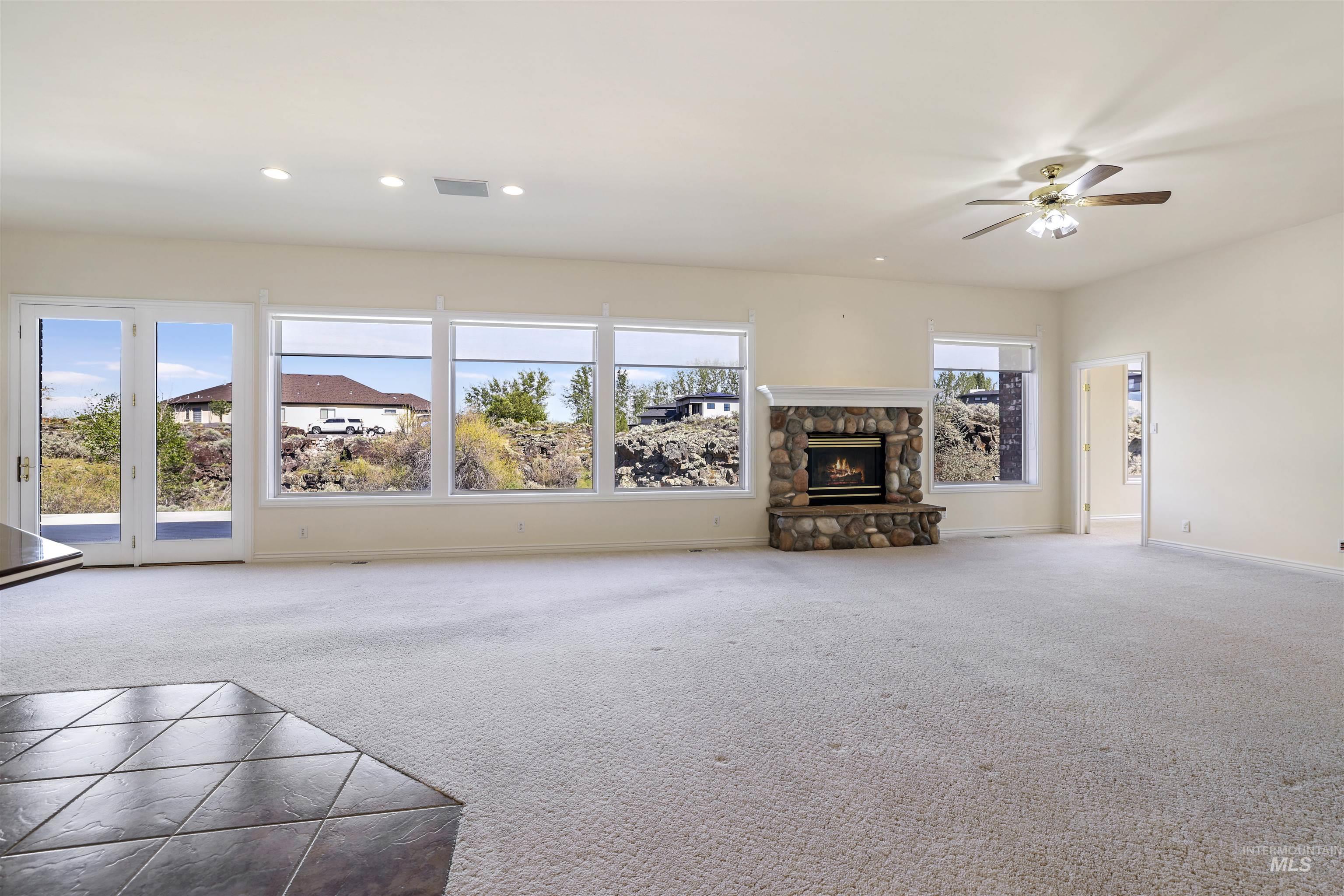4098 Hidden Lakes Dr, Kimberly, Idaho 83341, 4 Bedrooms, 2.5 Bathrooms, Residential For Sale, Price $725,000,MLS 98985206