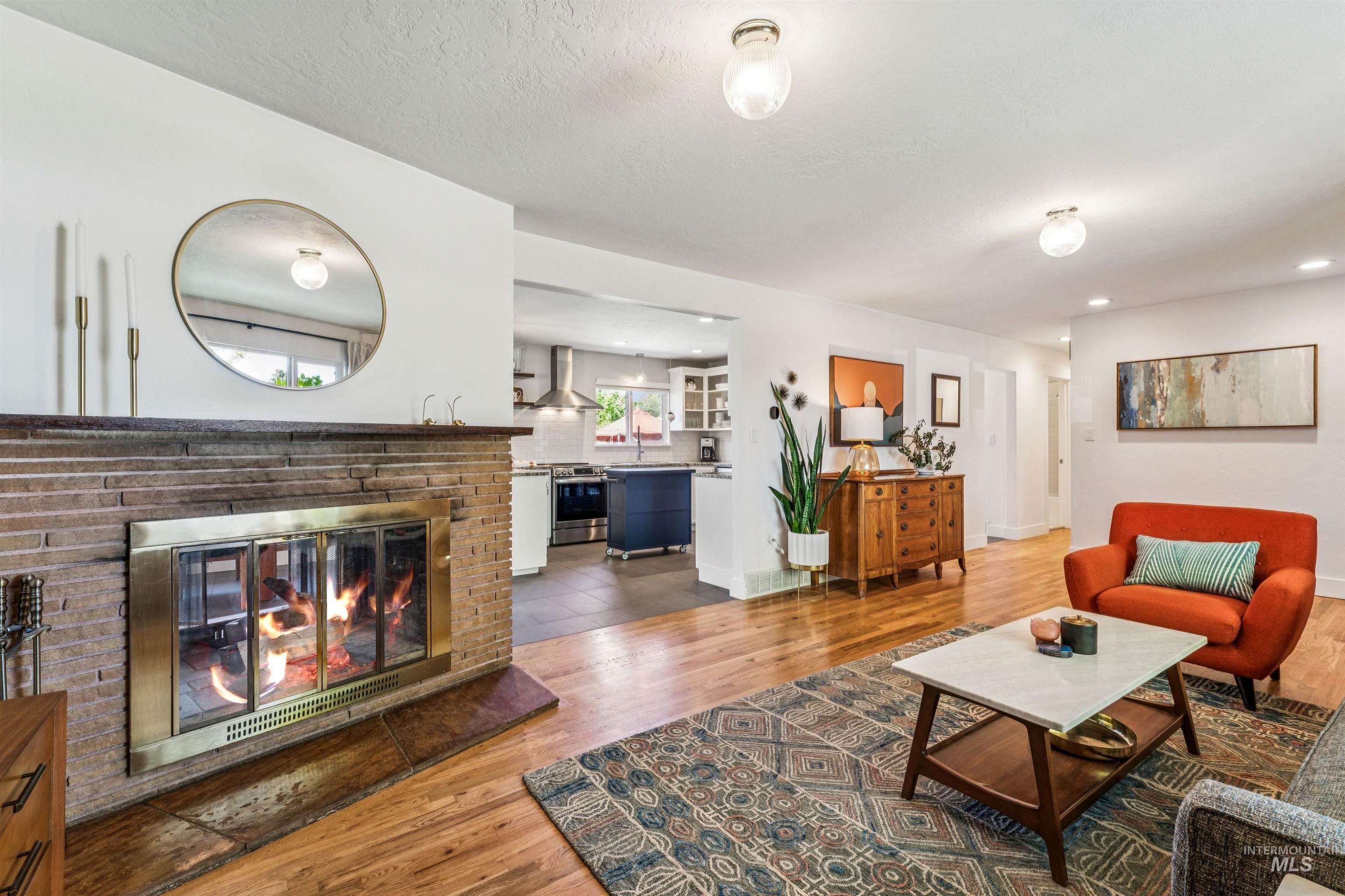 6625 W Hummel Drive, Boise, Idaho 83709, 3 Bedrooms, 2.5 Bathrooms, Residential For Sale, Price $625,000,MLS 98985207