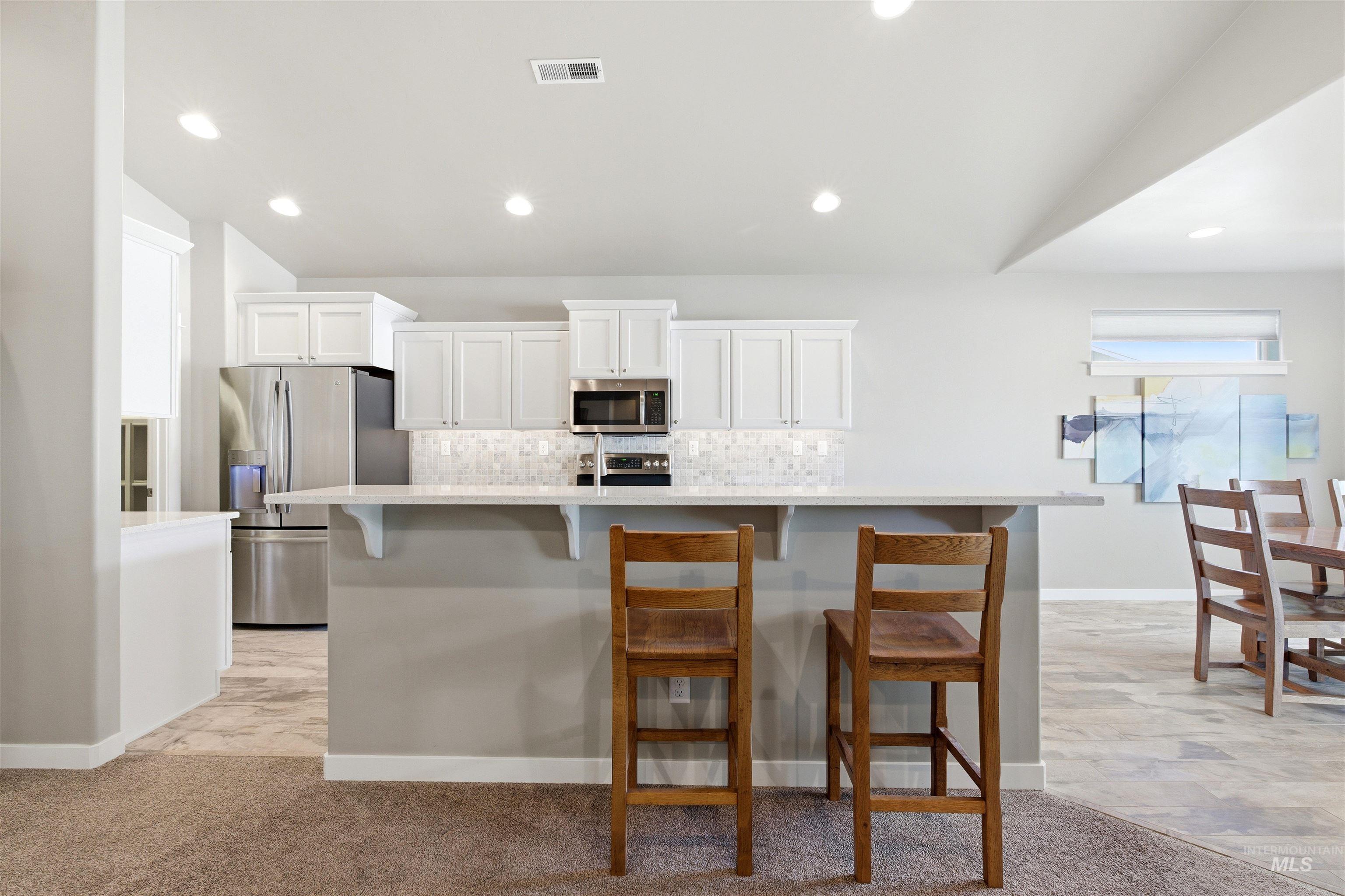 802 W Dallan Woods Way, Nampa, Idaho 83686, 3 Bedrooms, 2 Bathrooms, Residential For Sale, Price $524,999,MLS 98985209