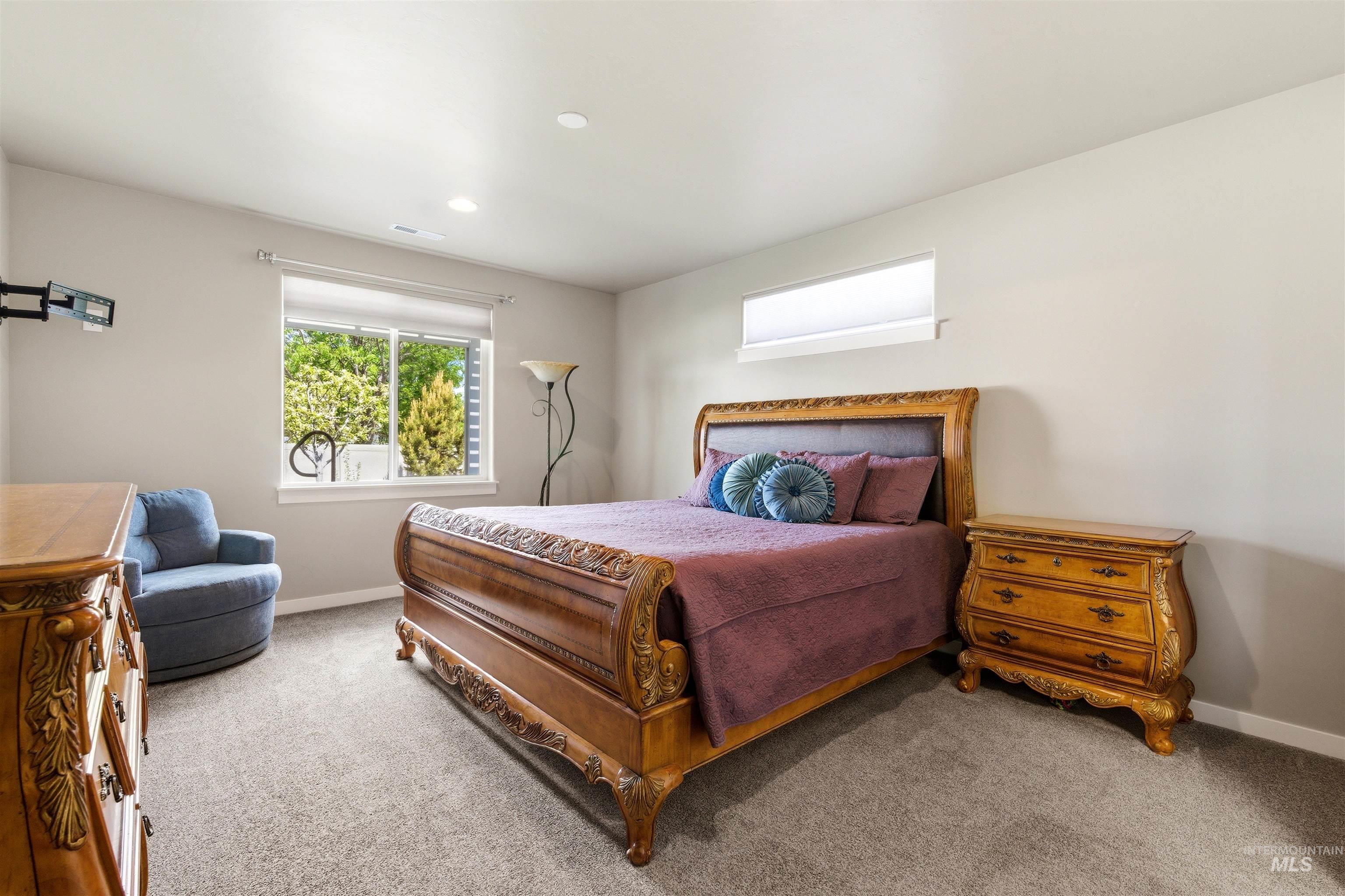 802 W Dallan Woods Way, Nampa, Idaho 83686, 3 Bedrooms, 2 Bathrooms, Residential For Sale, Price $524,999,MLS 98985209