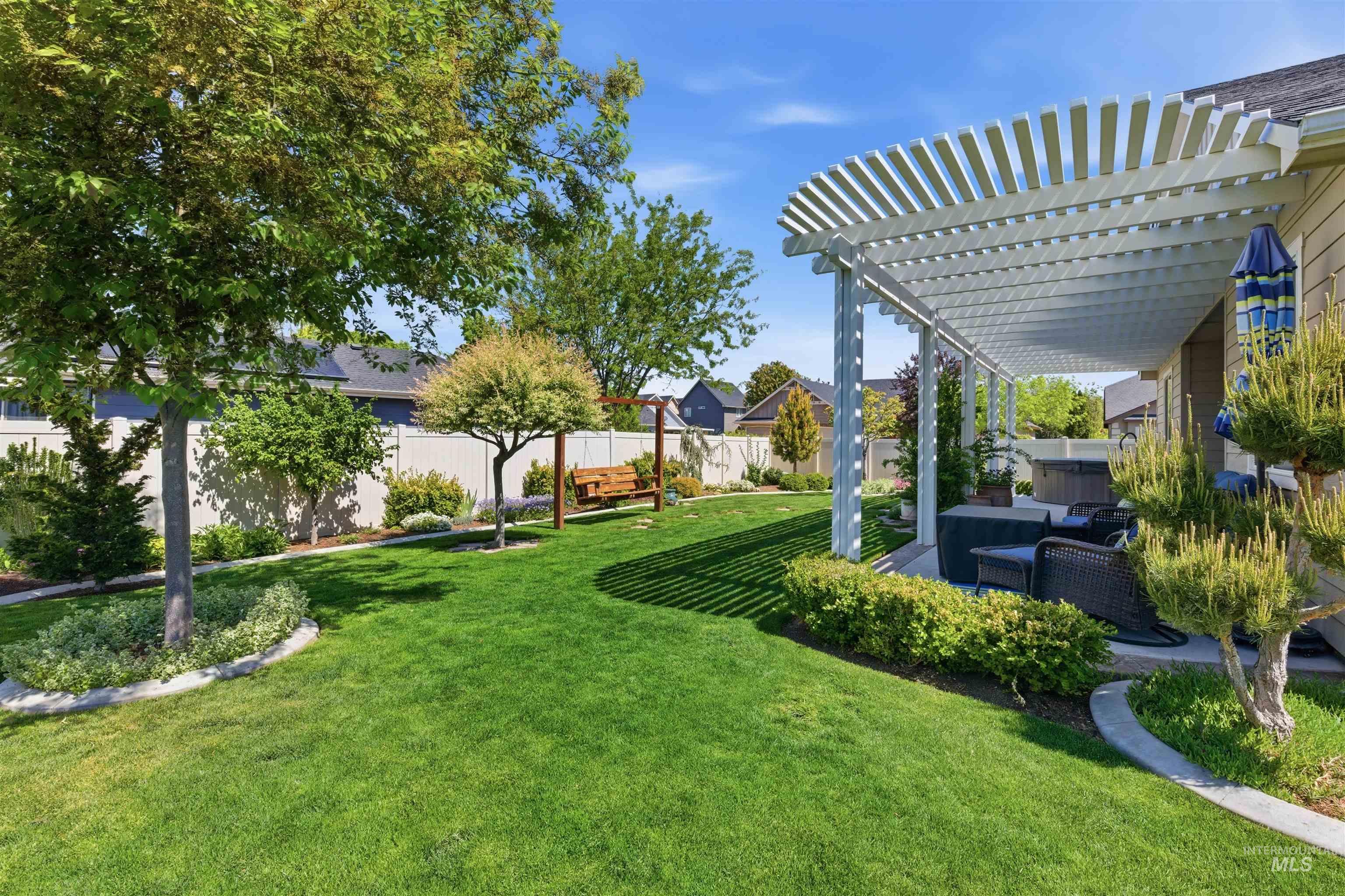 802 W Dallan Woods Way, Nampa, Idaho 83686, 3 Bedrooms, 2 Bathrooms, Residential For Sale, Price $524,999,MLS 98985209