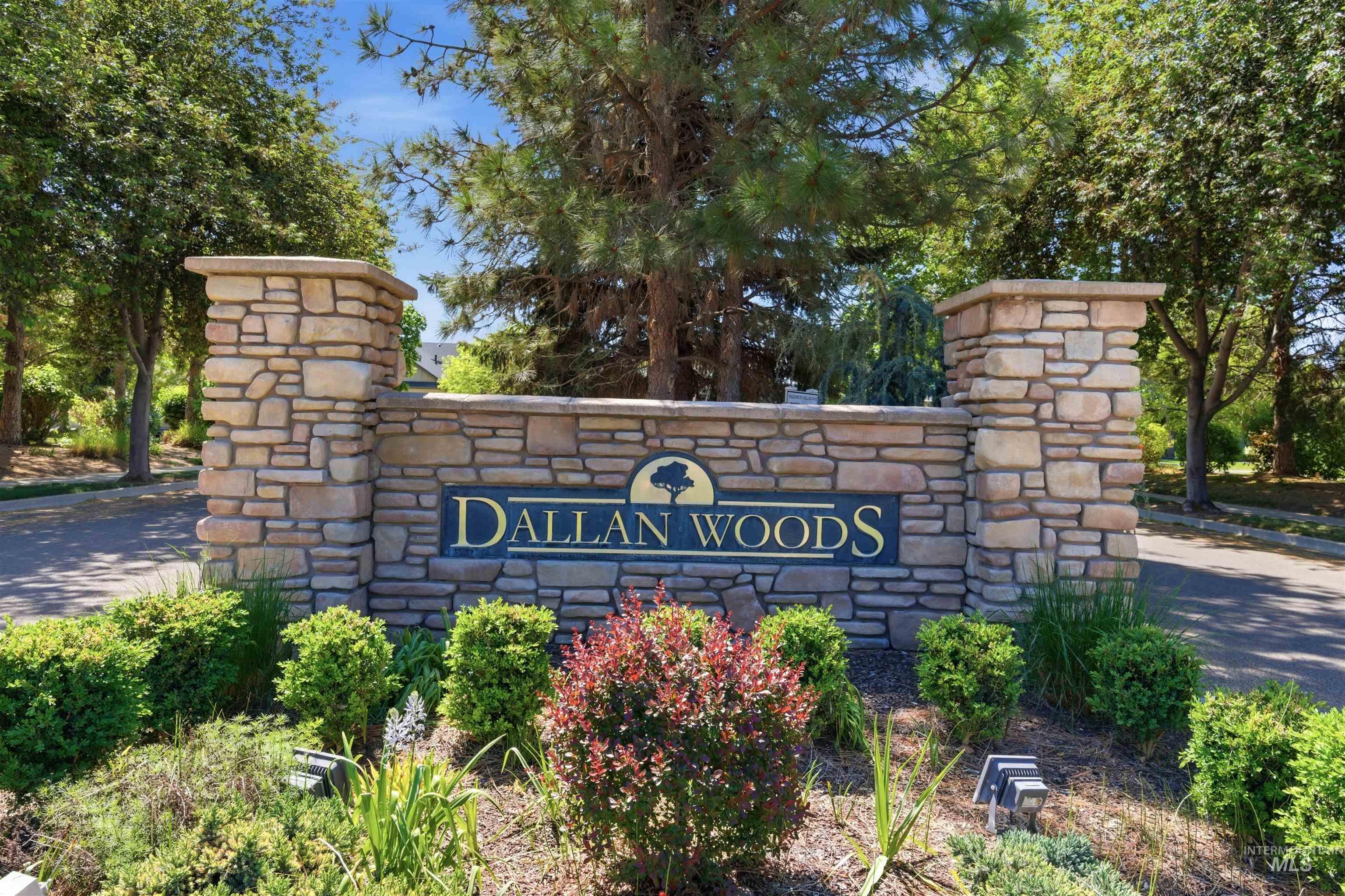 802 W Dallan Woods Way, Nampa, Idaho 83686, 3 Bedrooms, 2 Bathrooms, Residential For Sale, Price $524,999,MLS 98985209
