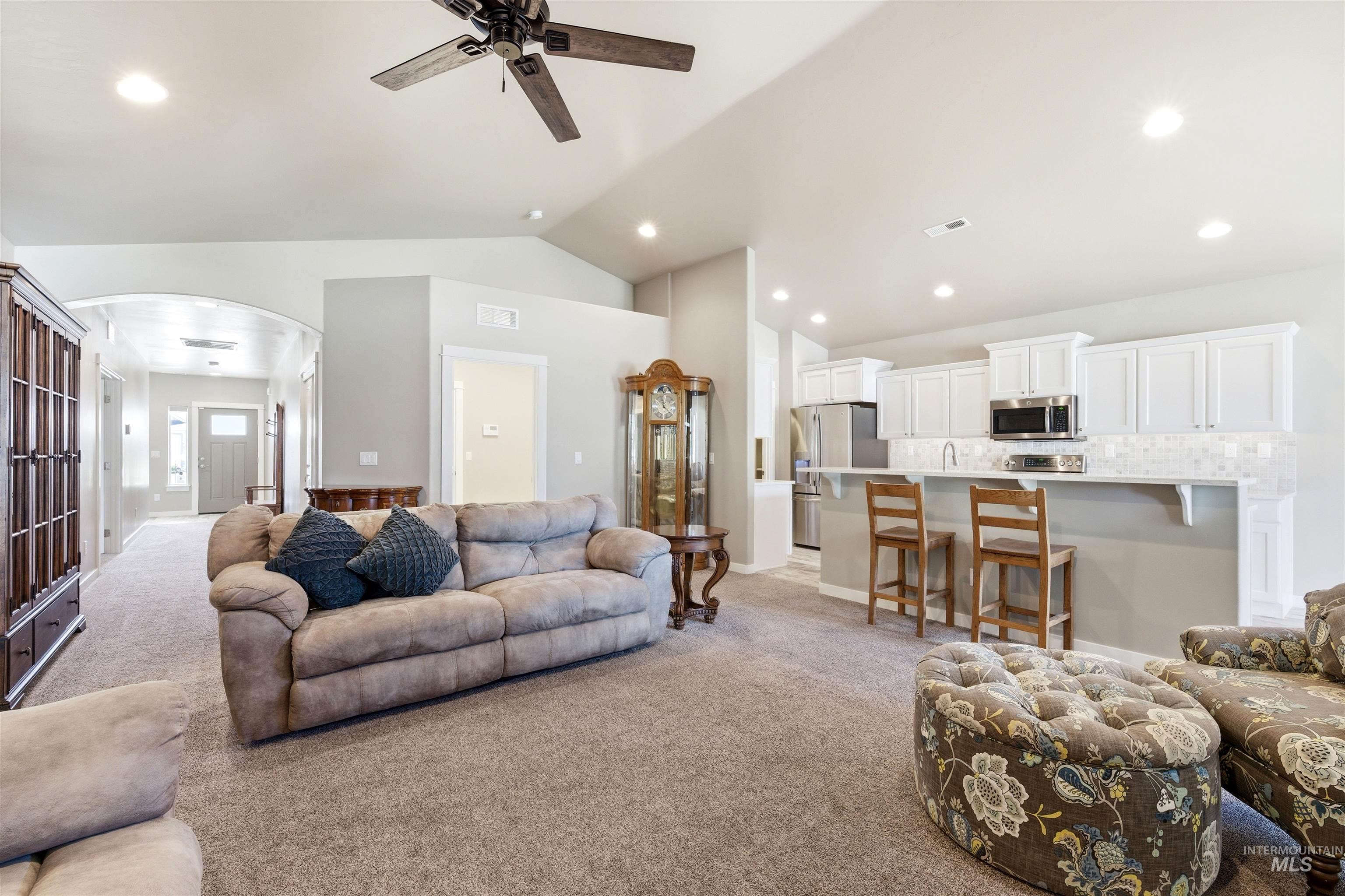 802 W Dallan Woods Way, Nampa, Idaho 83686, 3 Bedrooms, 2 Bathrooms, Residential For Sale, Price $524,999,MLS 98985209