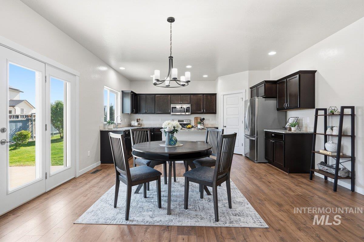7028 W Ring Perch Court, Boise, Idaho 83709, 4 Bedrooms, 3.5 Bathrooms, Residential For Sale, Price $615,000,MLS 98985211