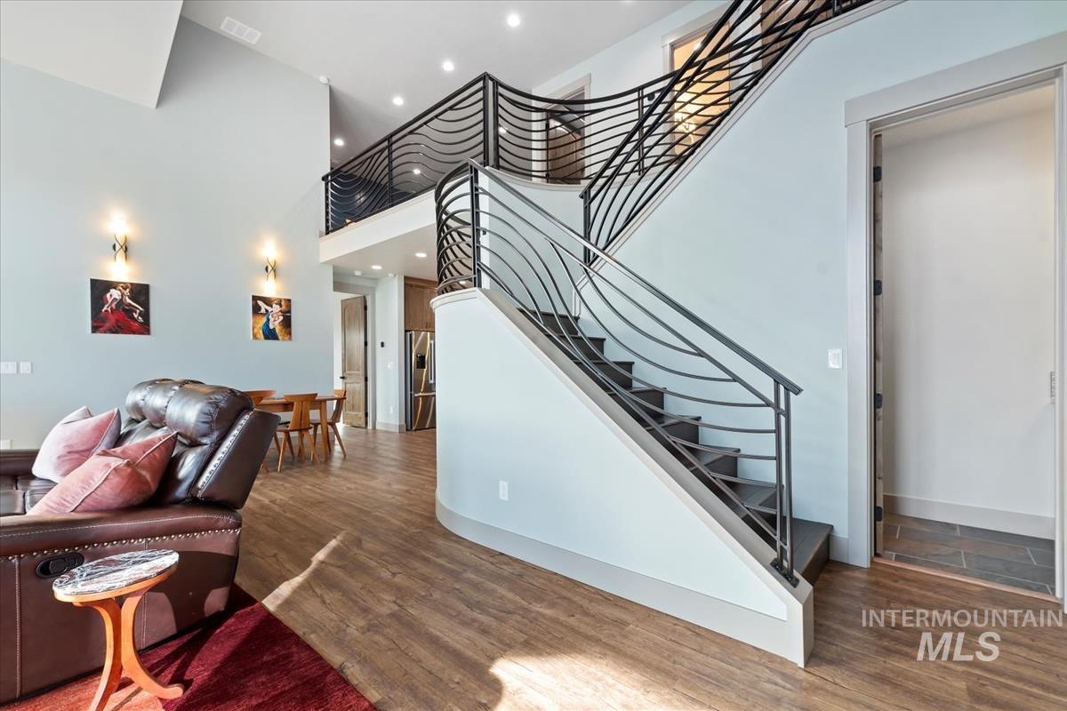 3859 E Vadonia Lane, Meridian, Idaho 83642, 4 Bedrooms, 2.5 Bathrooms, Residential For Sale, Price $1,299,999,MLS 98985212