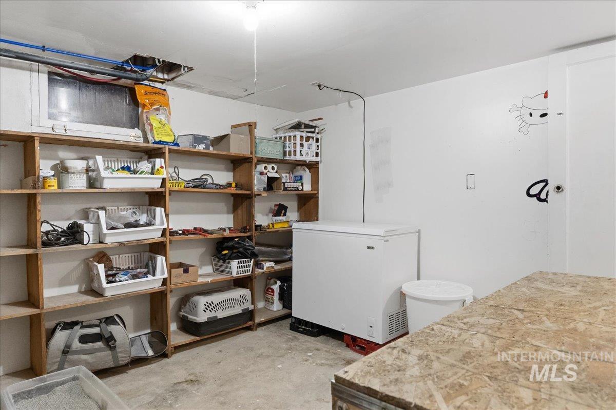 1958 E 1775 S, Gooding, Idaho 83330, 4 Bedrooms, 1 Bathroom, Residential For Sale, Price $279,900,MLS 98985213