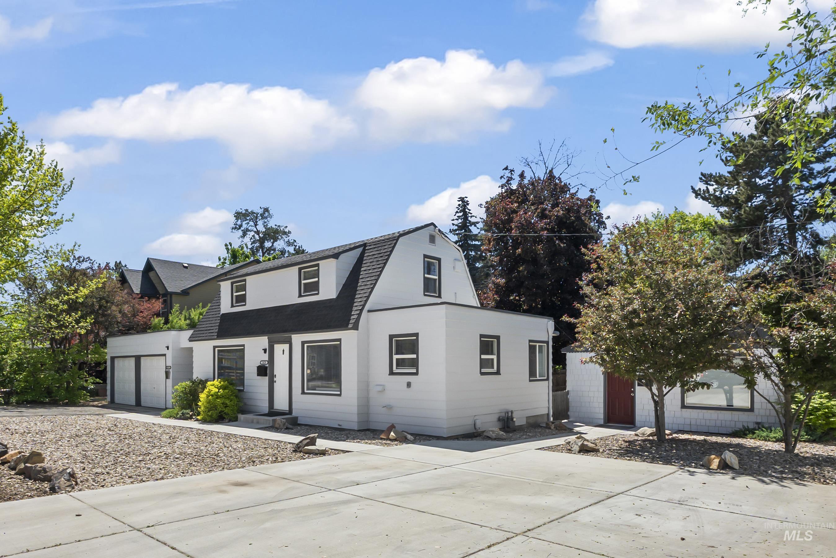 1629 S Shoshone Street, Boise, Idaho 83705, 4 Bedrooms, 3.5 Bathrooms, Residential For Sale, Price $775,000,MLS 98985217