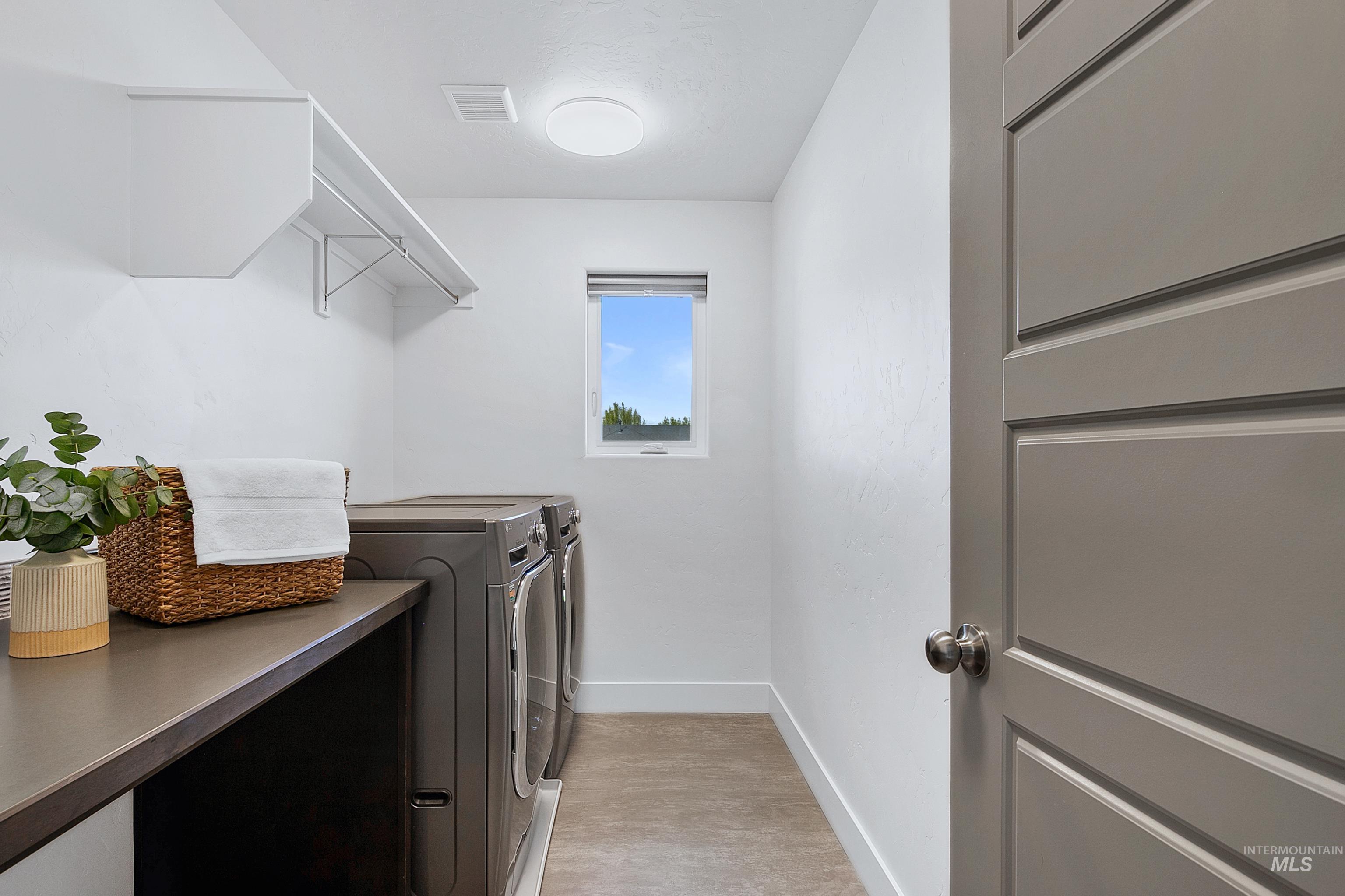 2889 E Lawton Dr, Meridian, Idaho 83642, 4 Bedrooms, 3.5 Bathrooms, Residential For Sale, Price $829,723,MLS 98985219