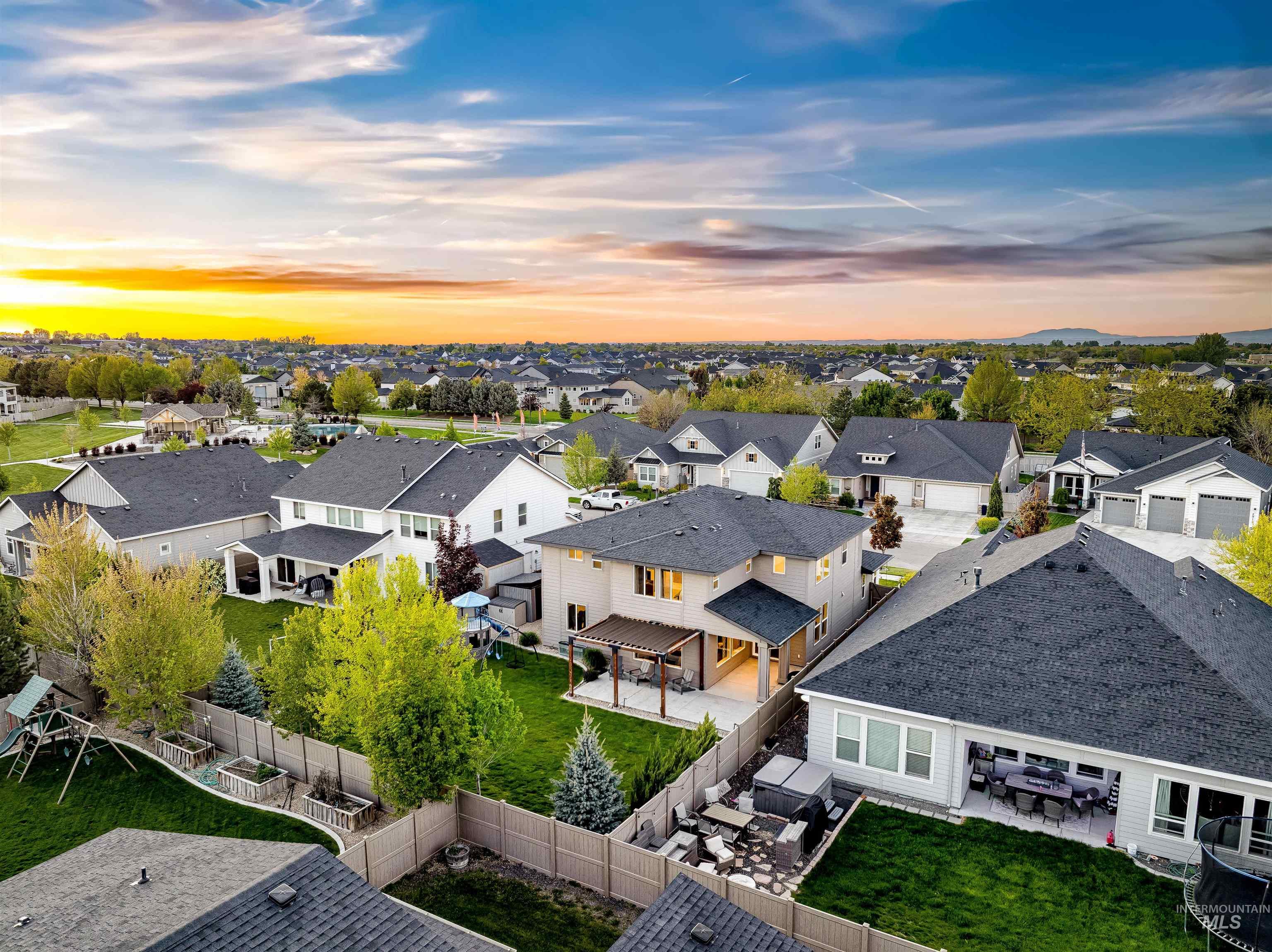 2889 E Lawton Dr, Meridian, Idaho 83642, 4 Bedrooms, 3.5 Bathrooms, Residential For Sale, Price $829,723,MLS 98985219